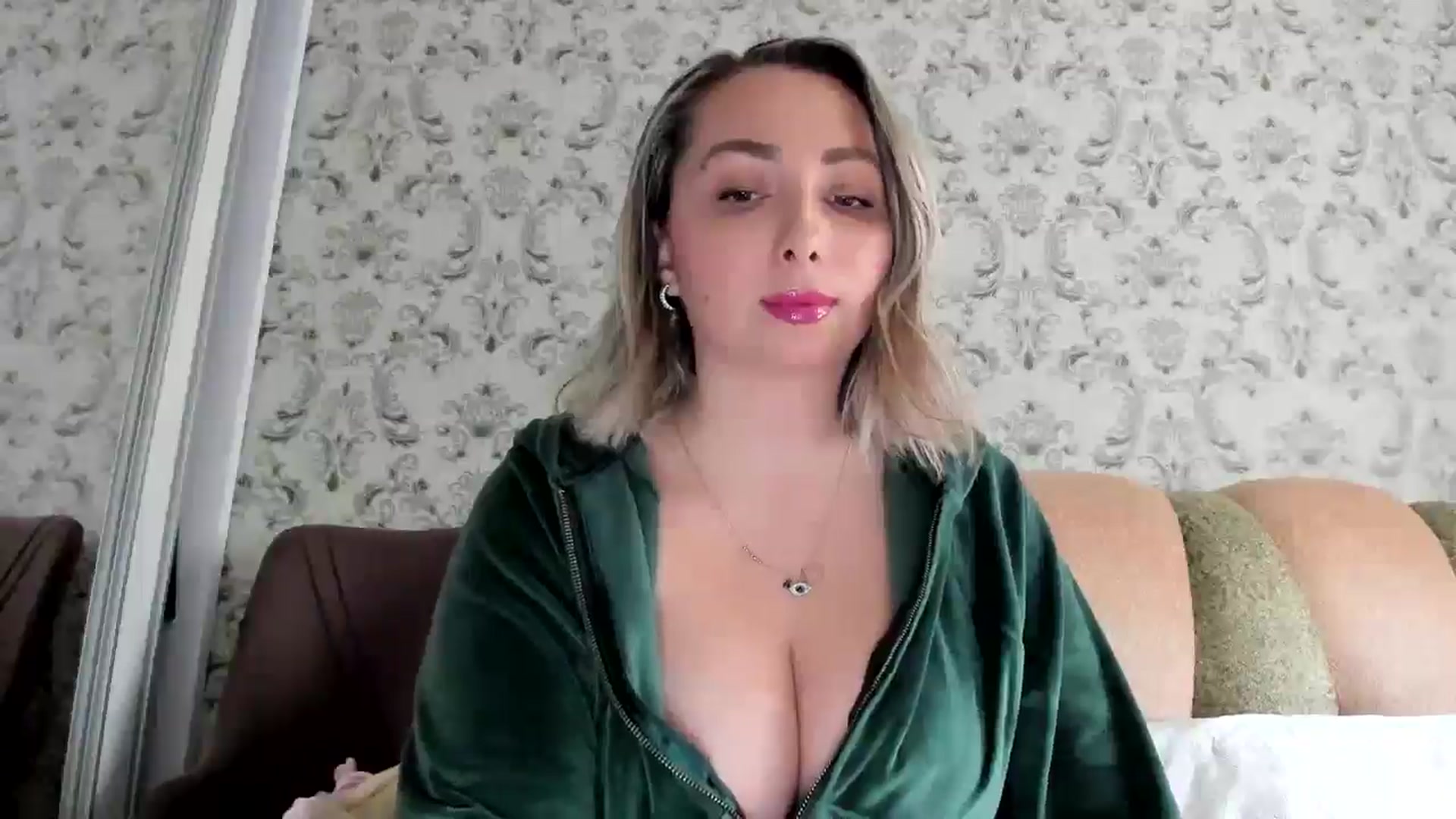 Gallery image thumbnail from Magic_Tits's myfreecams stream on, 03/26/2025, 12:17 image 13 of 20