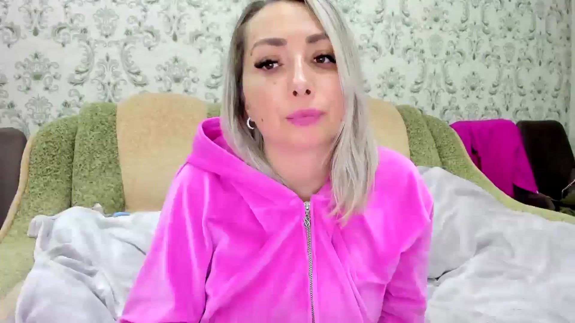 Gallery image thumbnail from Magic_Tits's myfreecams stream on, 02/15/2026, 19:42 image 17 of 20