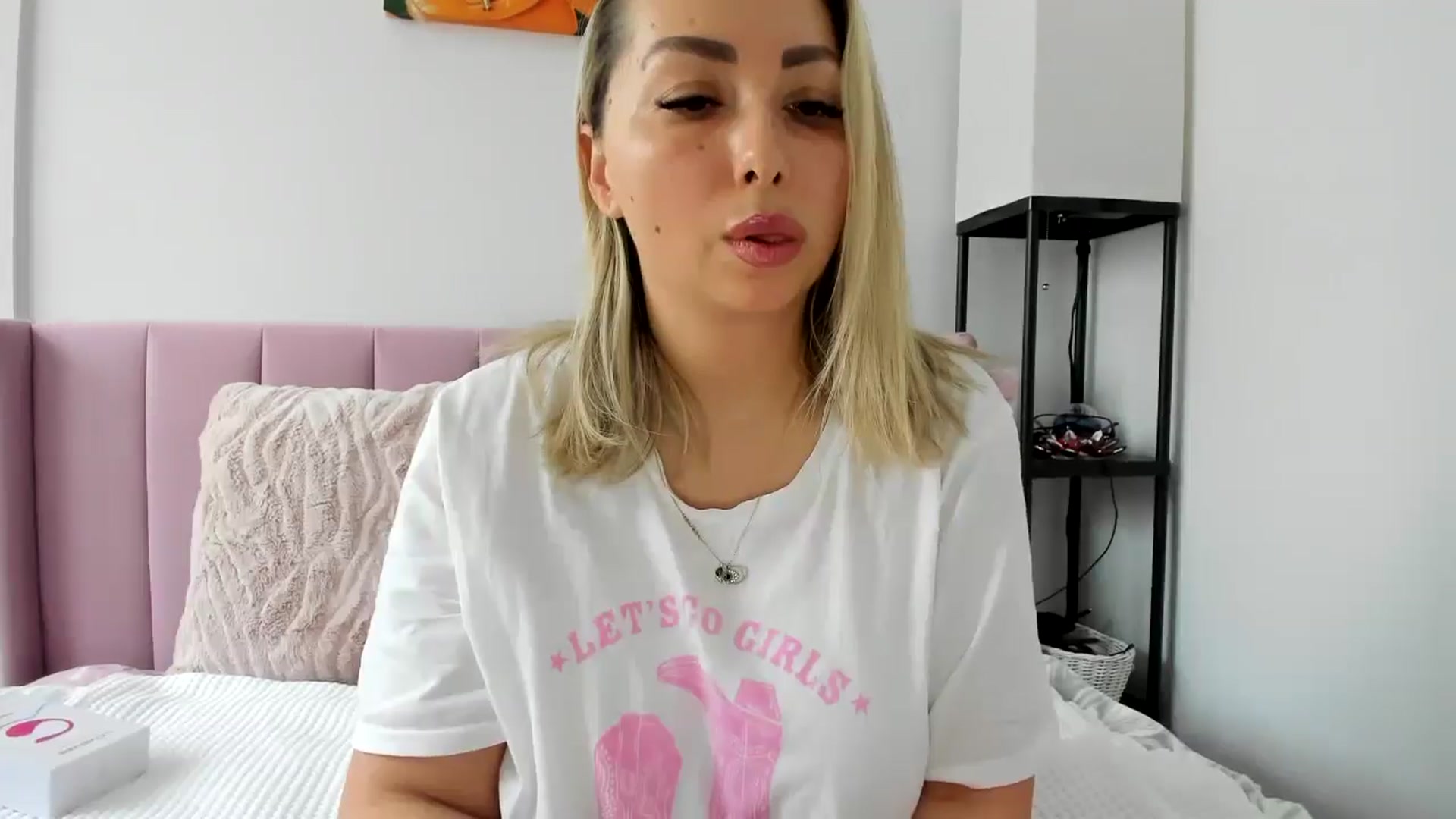 Gallery image thumbnail from Magic_Tits's myfreecams stream on, 03/16/2026, 12:58 image 7 of 20