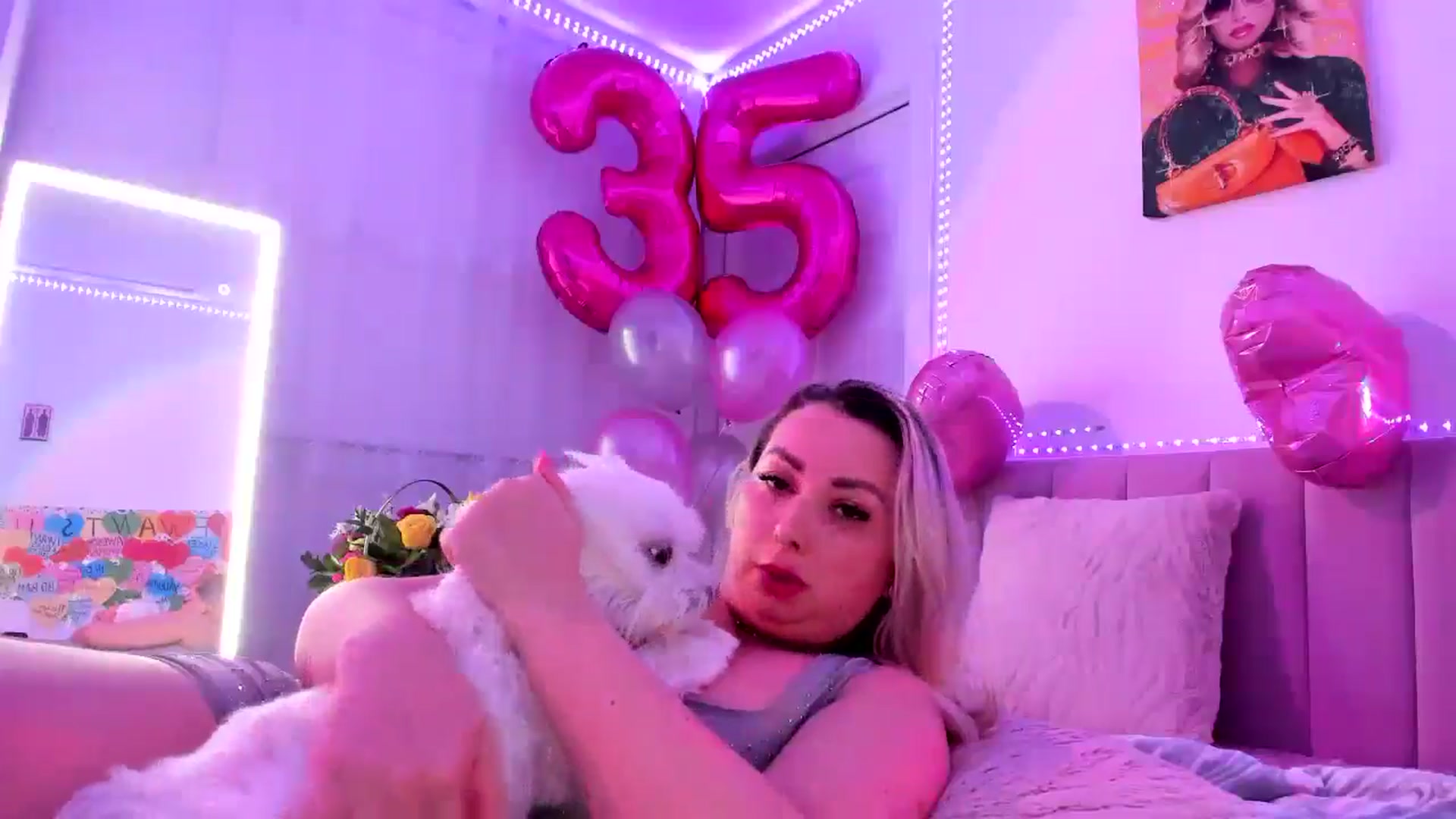 Gallery image thumbnail from Magic_Tits's myfreecams stream on, 04/21/2026, 01:49 image 12 of 20