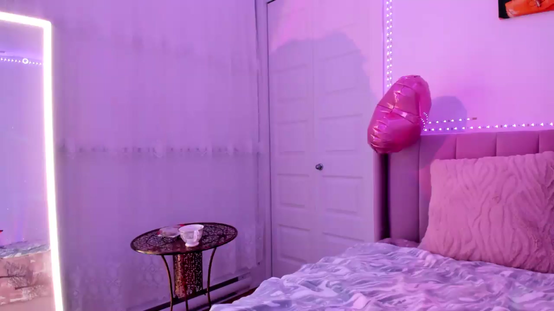 Gallery image thumbnail from Magic_Tits's myfreecams stream on, 06/01/2026, 03:14 image 9 of 20