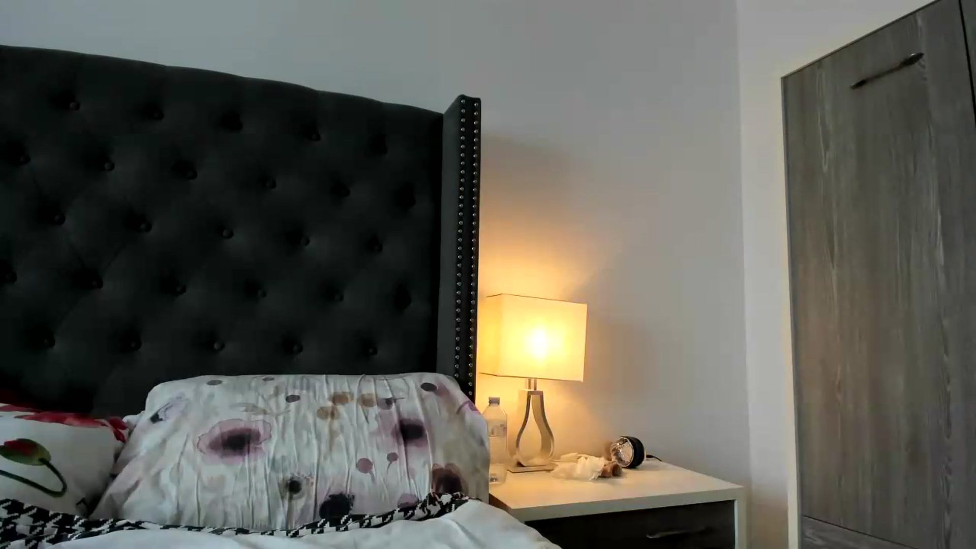 Gallery image thumbnail from Magic_Tits's myfreecams stream on, 07/01/2026, 18:23 image 18 of 20