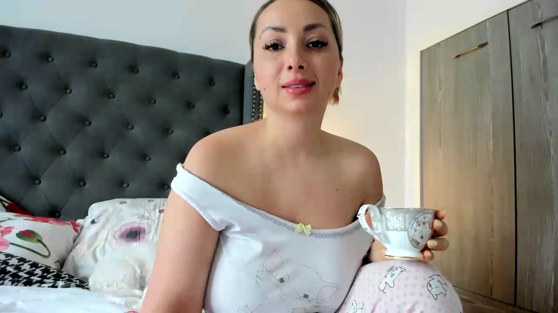 Gallery image thumbnail from Magic_Tits's myfreecams stream on, 07/01/2026, 18:23 image 3 of 20