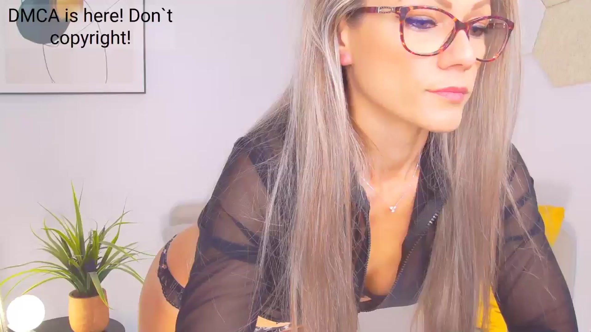 Gallery image thumbnail from Magic__Candy's myfreecams stream on, 09/22/2024, 02:06 image 1 of 20