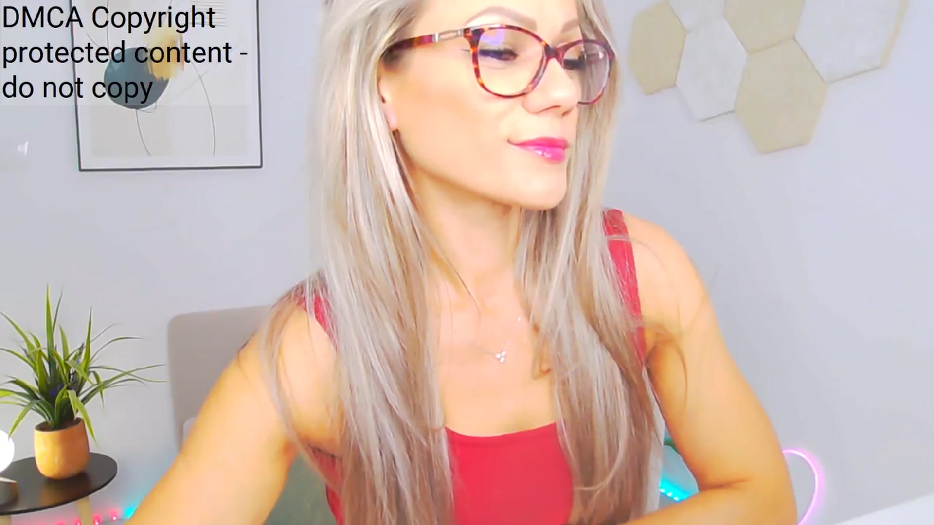 Gallery image thumbnail from Magic__Candy's myfreecams stream on, 10/13/2024, 02:22 image 9 of 20