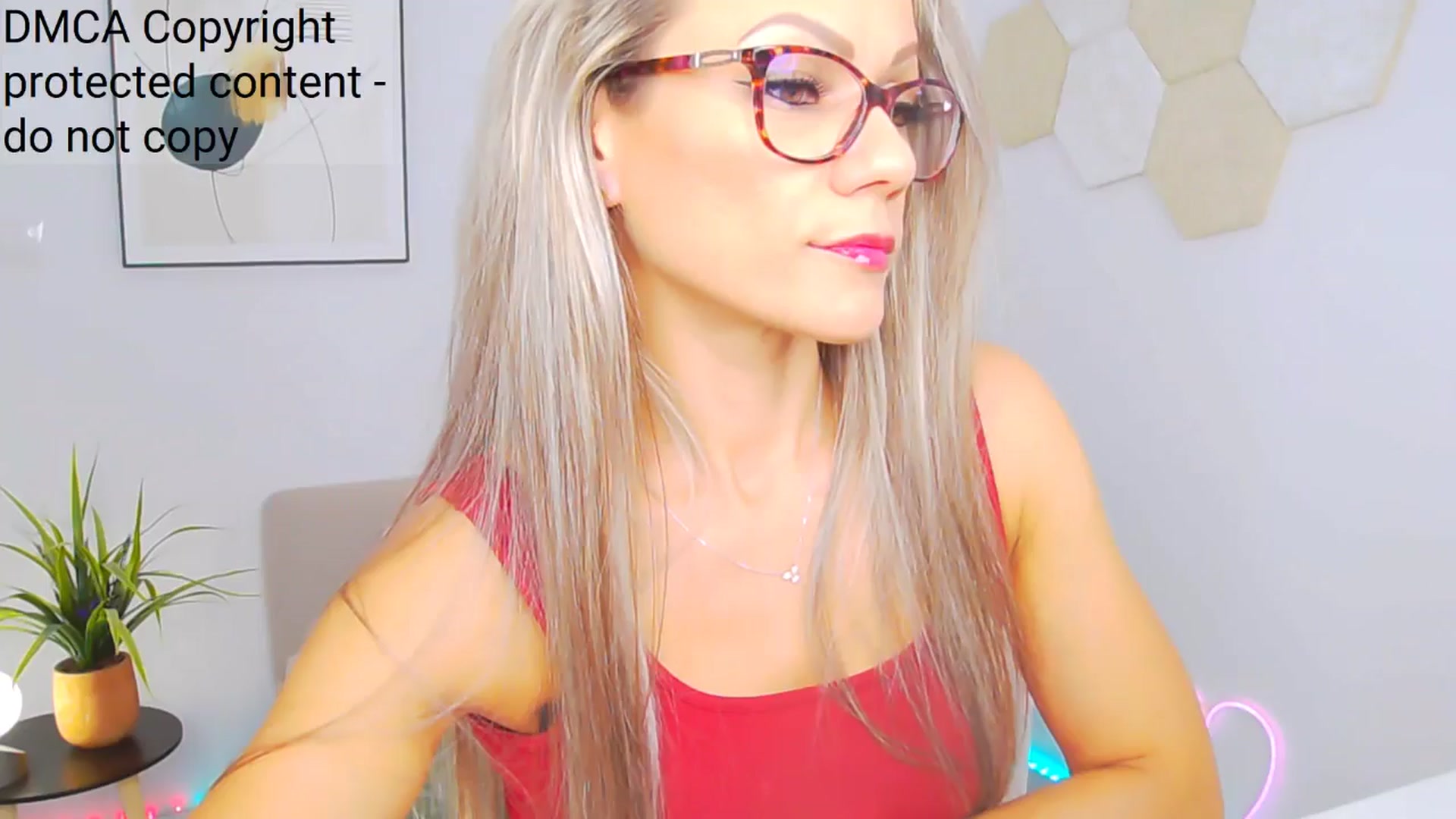 Gallery image thumbnail from Magic__Candy's myfreecams stream on, 10/13/2024, 02:22 image 7 of 20