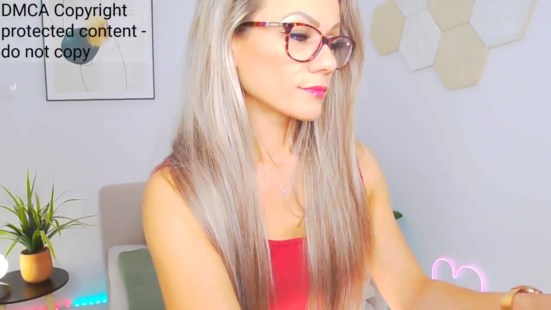 Gallery image thumbnail from Magic__Candy's myfreecams stream on, 10/13/2024, 02:22 image 11 of 20