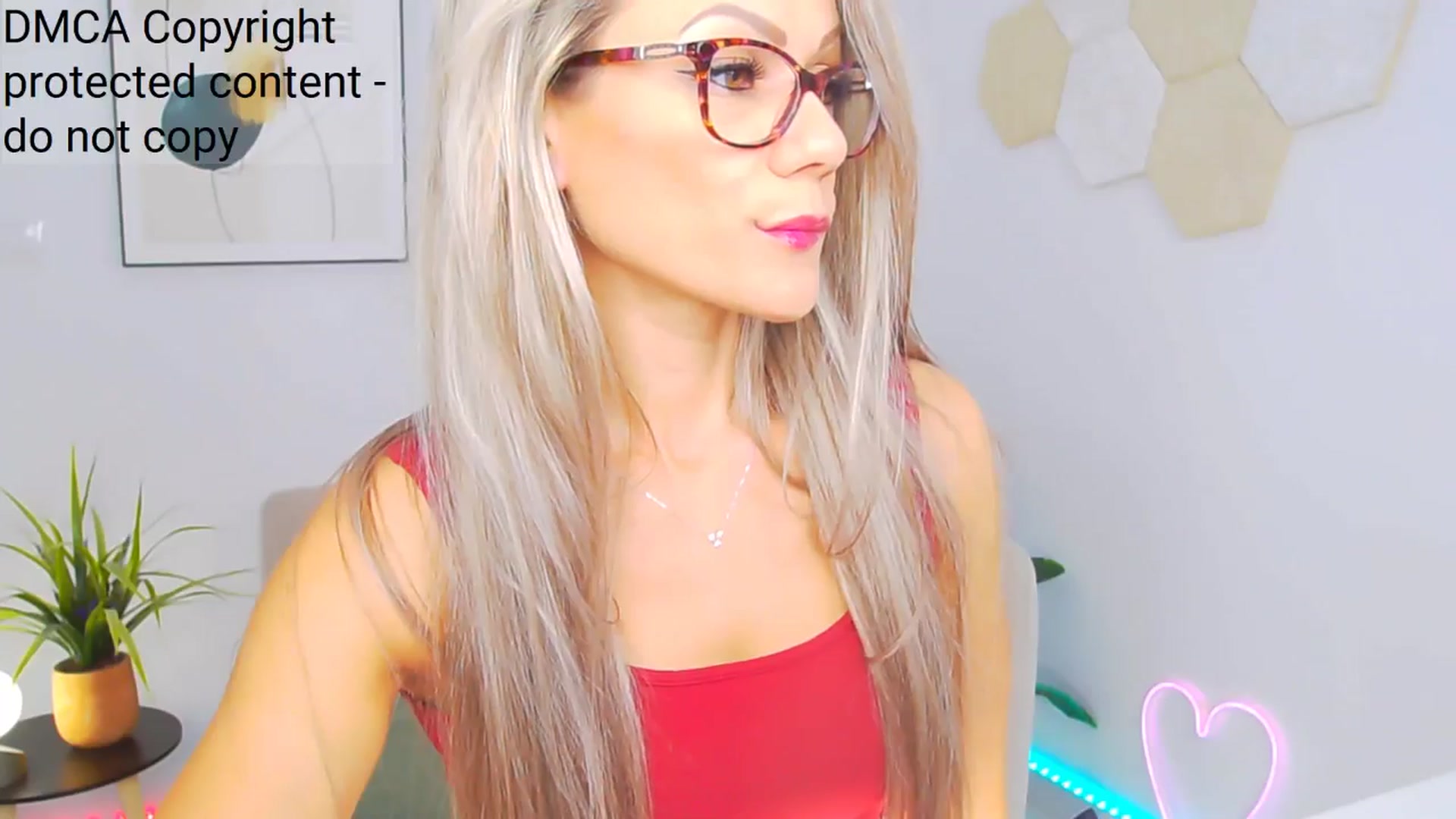 Gallery image thumbnail from Magic__Candy's myfreecams stream on, 10/13/2024, 02:22 image 8 of 20