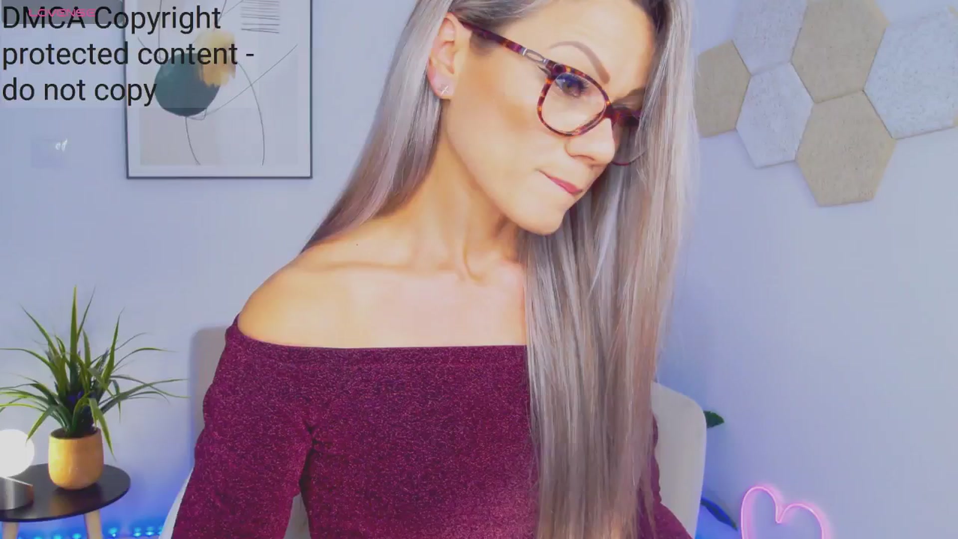 Gallery image thumbnail from Magic__Candy's myfreecams stream on, 10/19/2024, 23:53 image 18 of 20