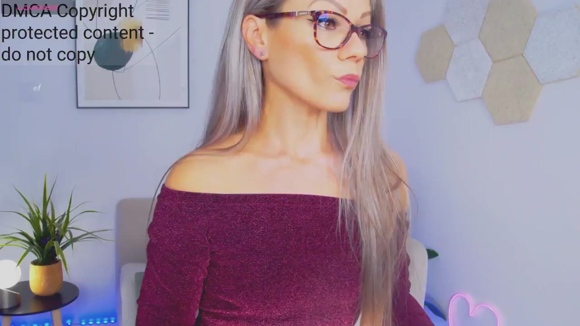 Gallery image thumbnail from Magic__Candy's myfreecams stream on, 10/19/2024, 23:53 image 3 of 20