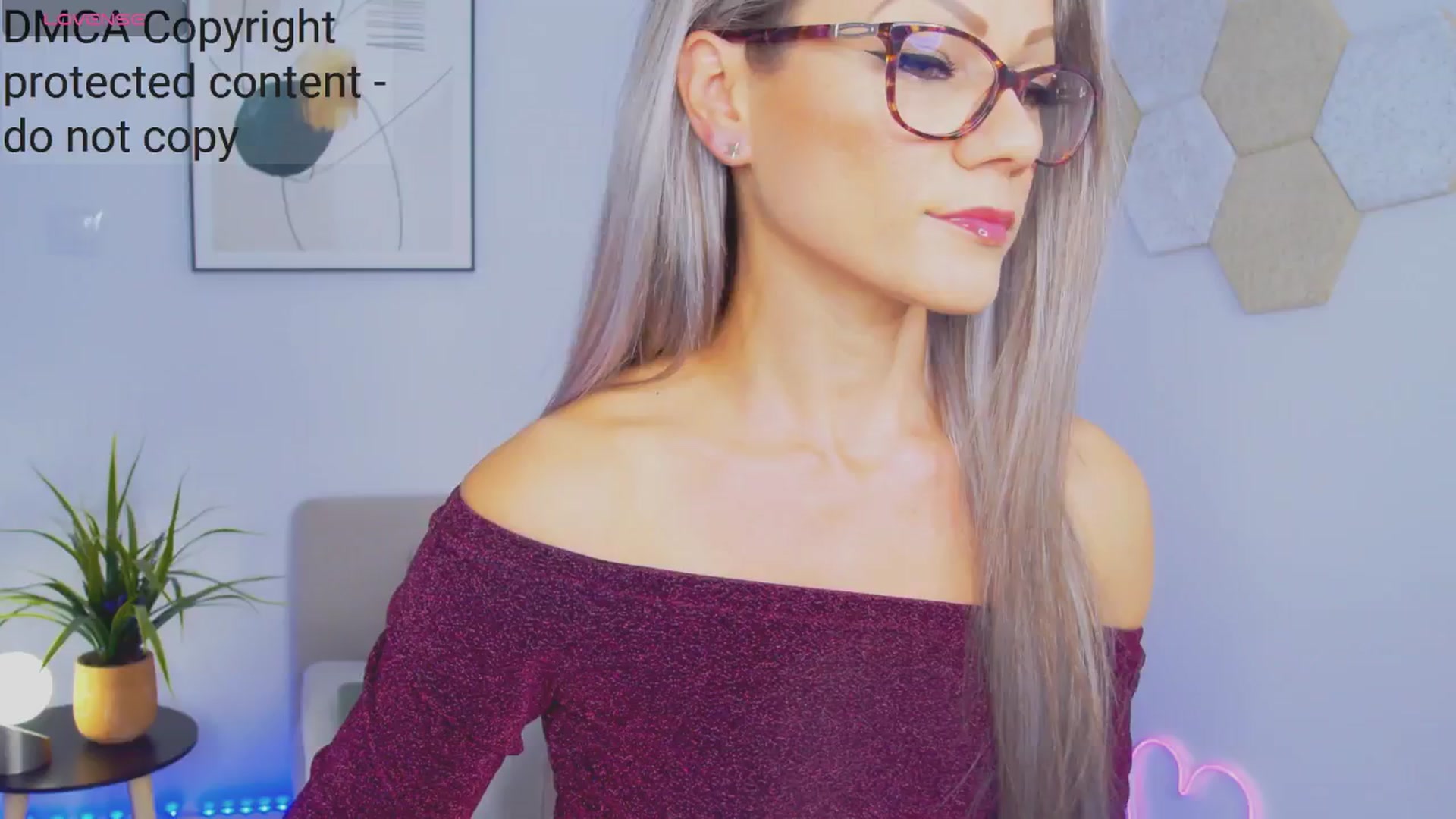 Gallery image thumbnail from Magic__Candy's myfreecams stream on, 10/19/2024, 23:53 image 7 of 20