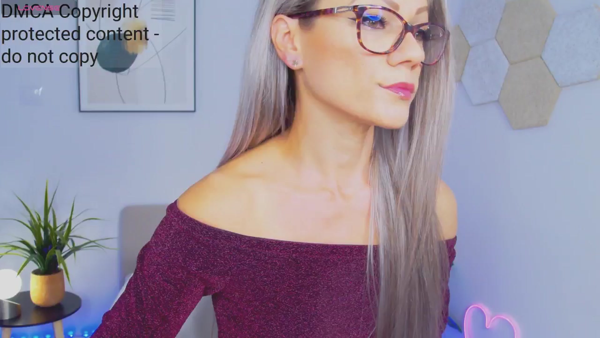 Gallery image thumbnail from Magic__Candy's myfreecams stream on, 10/19/2024, 23:53 image 14 of 20