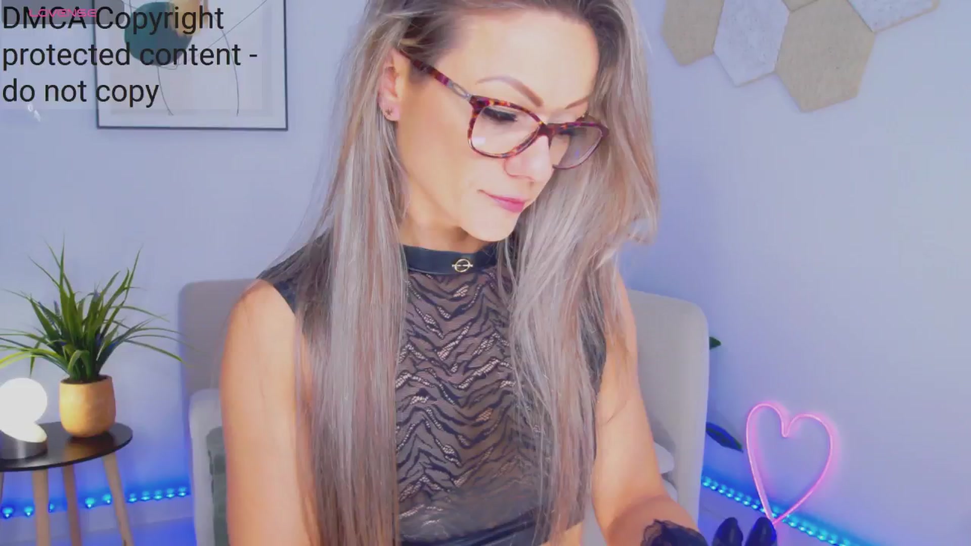 Gallery image thumbnail from Magic__Candy's myfreecams stream on, 11/04/2024, 04:06 image 19 of 20