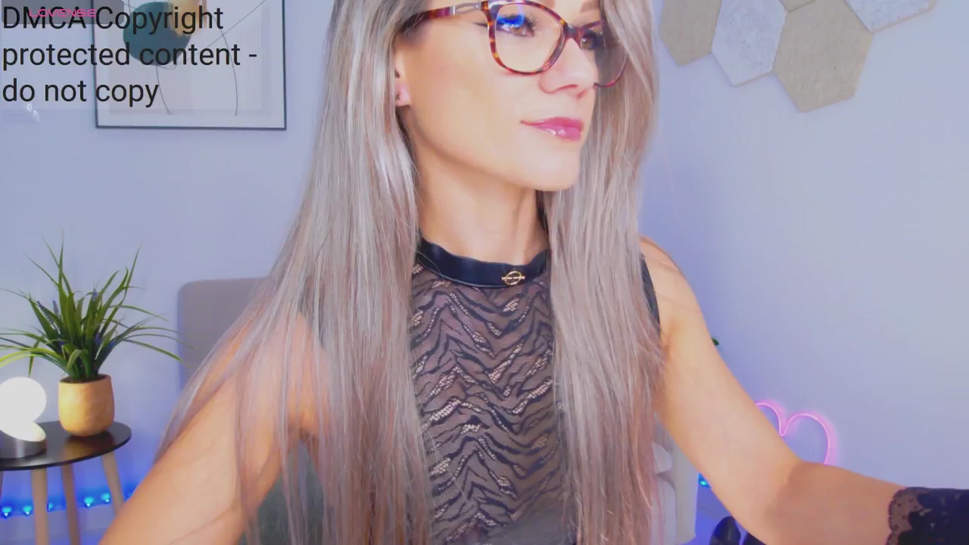 Gallery image thumbnail from Magic__Candy's myfreecams stream on, 11/04/2024, 04:06 image 16 of 20