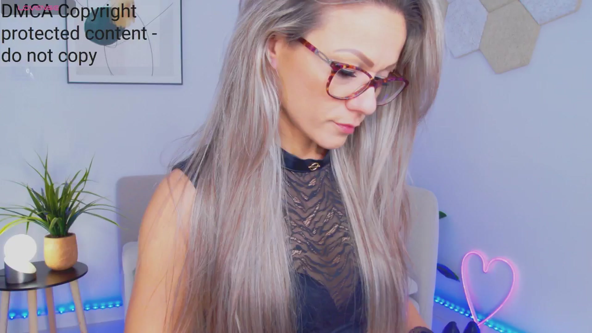 Gallery image thumbnail from Magic__Candy's myfreecams stream on, 11/04/2024, 04:06 image 2 of 20