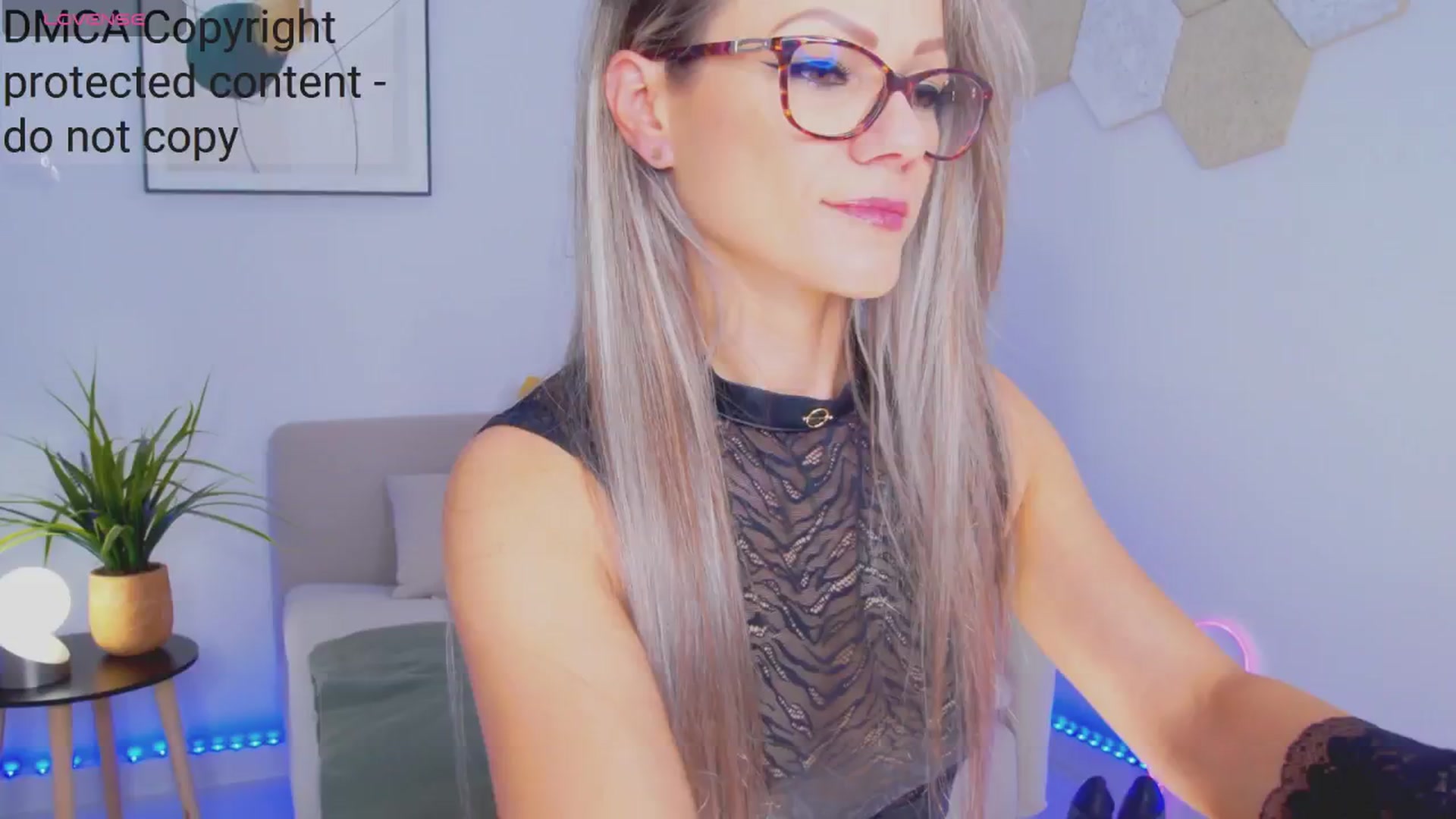 Gallery image thumbnail from Magic__Candy's myfreecams stream on, 11/04/2024, 04:06 image 18 of 20