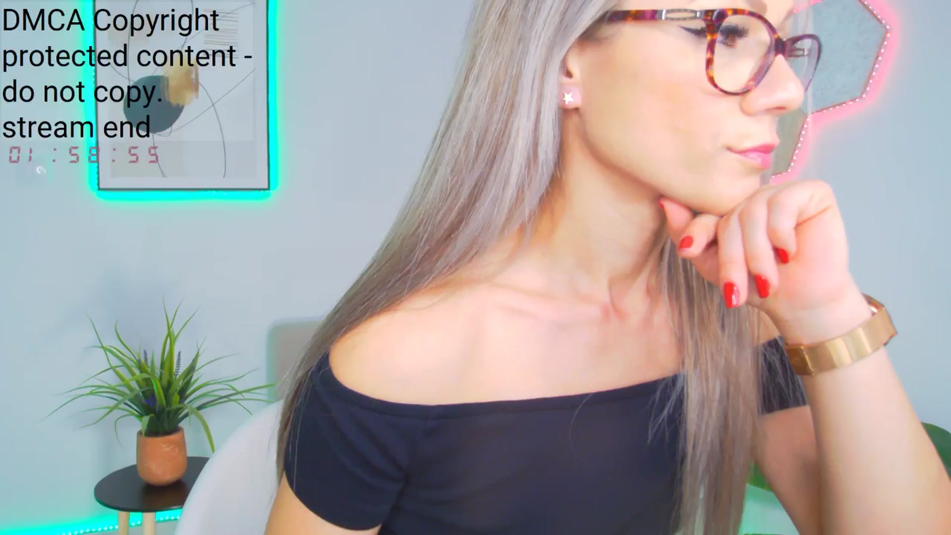 Gallery image thumbnail from Magic__Candy's myfreecams stream on, 11/21/2024, 13:04 image 10 of 20