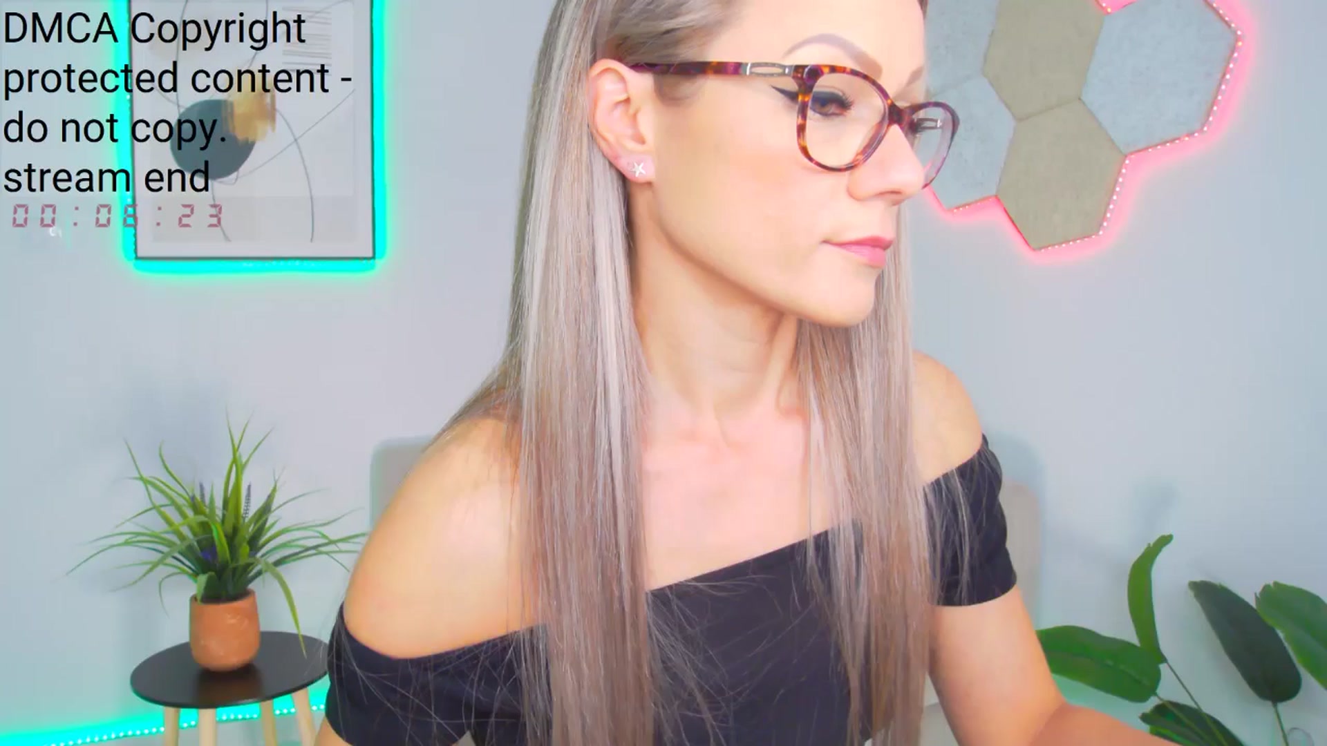 Gallery image thumbnail from Magic__Candy's myfreecams stream on, 11/21/2024, 13:04 image 19 of 20