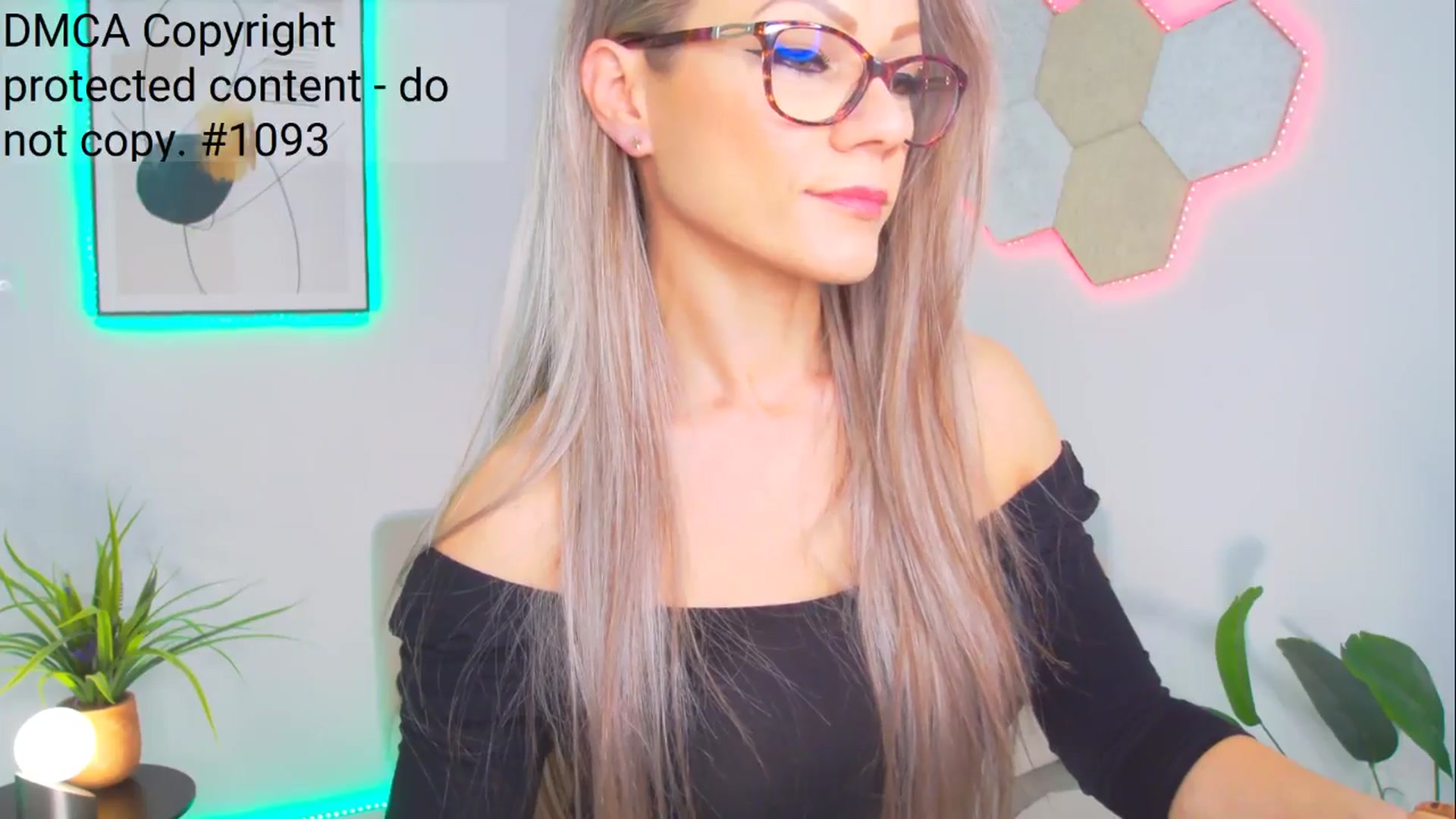 Gallery image thumbnail from Magic__Candy's myfreecams stream on, 11/29/2024, 02:39 image 14 of 20
