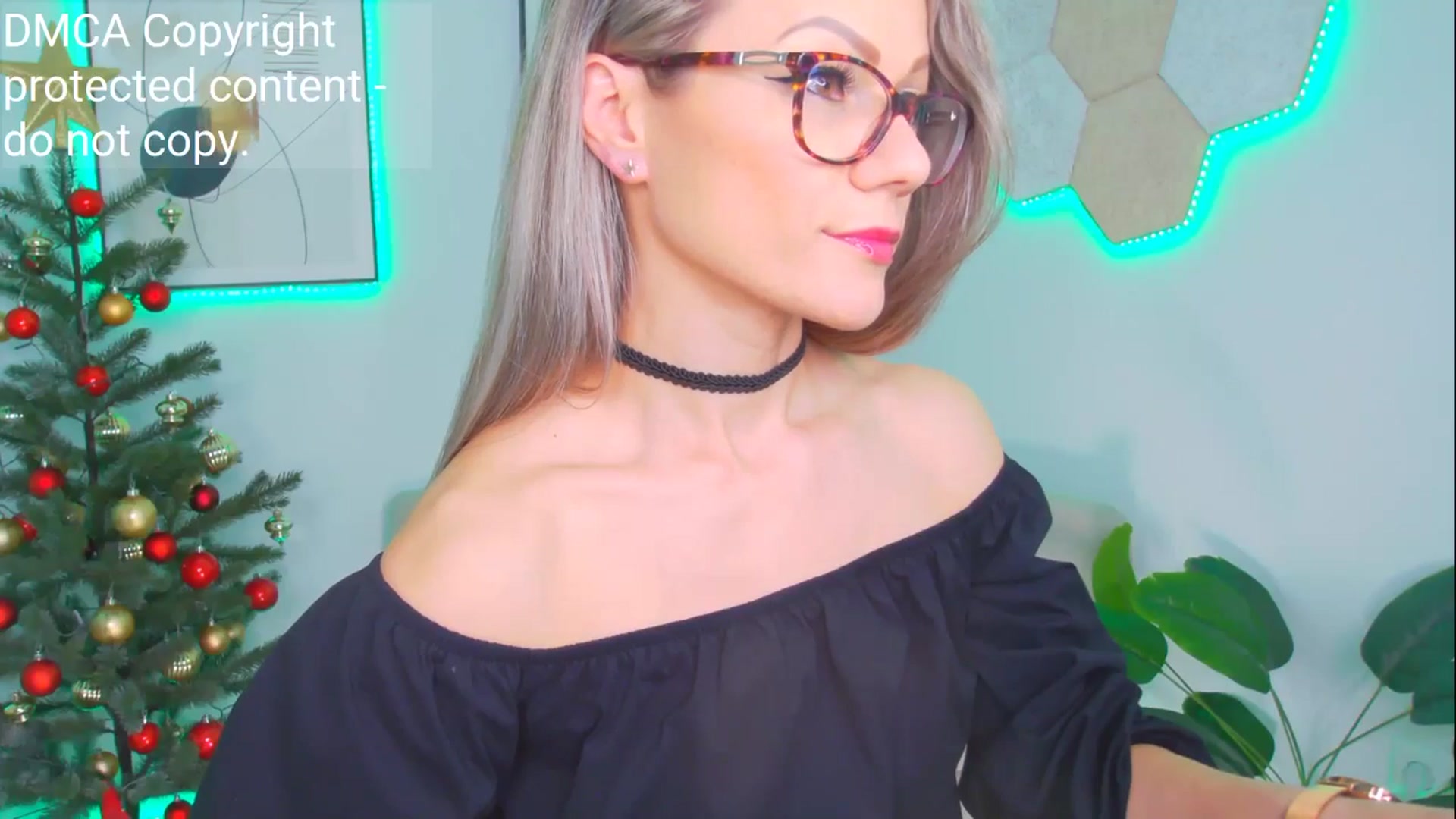Gallery image thumbnail from Magic__Candy's myfreecams stream on, 12/14/2024, 19:38 image 14 of 20
