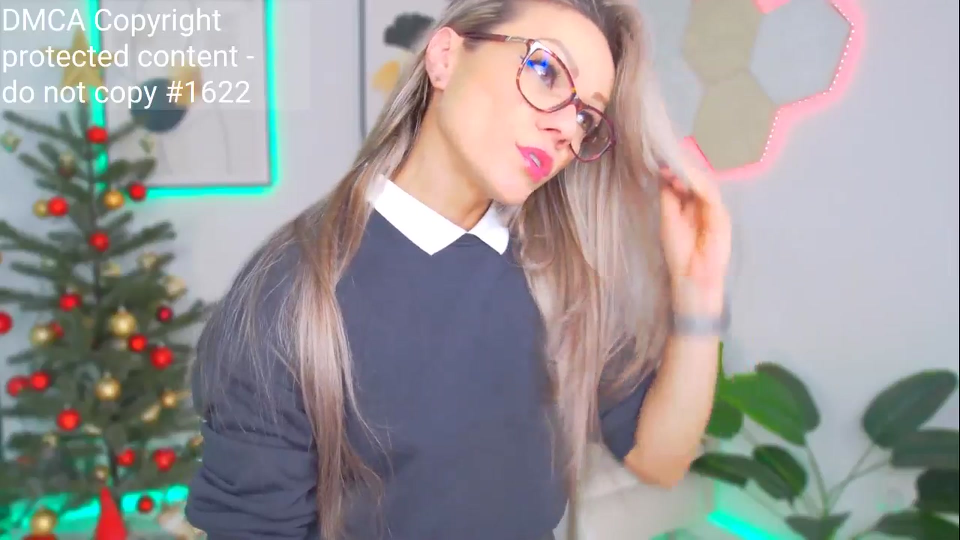 Gallery image thumbnail from Magic__Candy's myfreecams stream on, 01/01/2025, 01:55 image 15 of 20