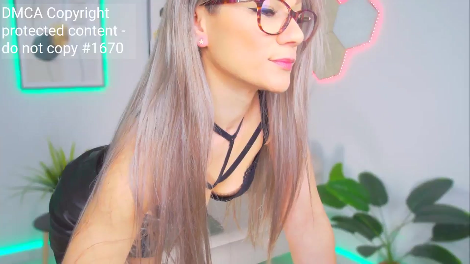 Gallery image thumbnail from Magic__Candy's myfreecams stream on, 01/20/2025, 02:34 image 2 of 20