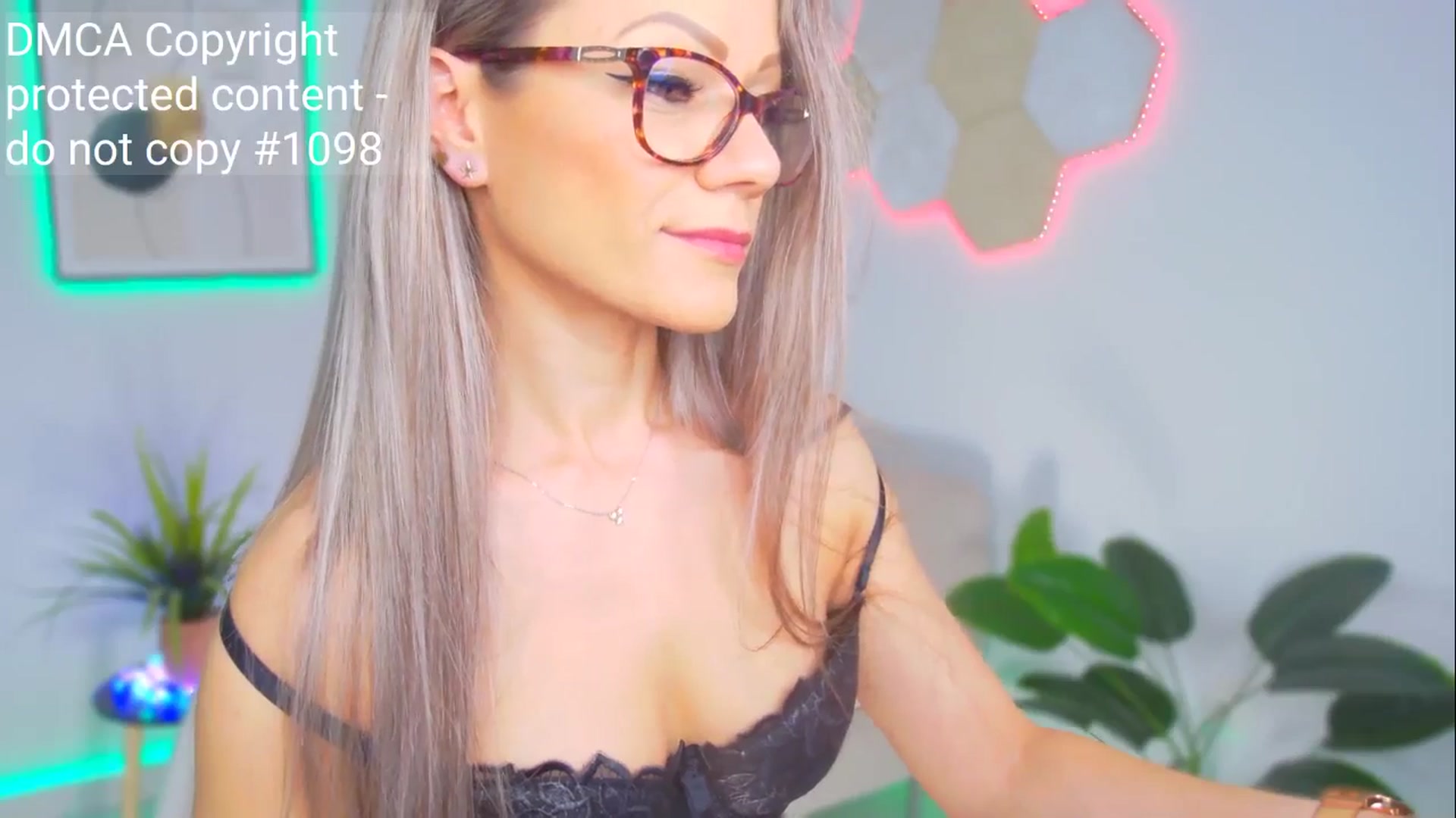 Gallery image thumbnail from Magic__Candy's myfreecams stream on, 01/21/2025, 04:45 image 6 of 20