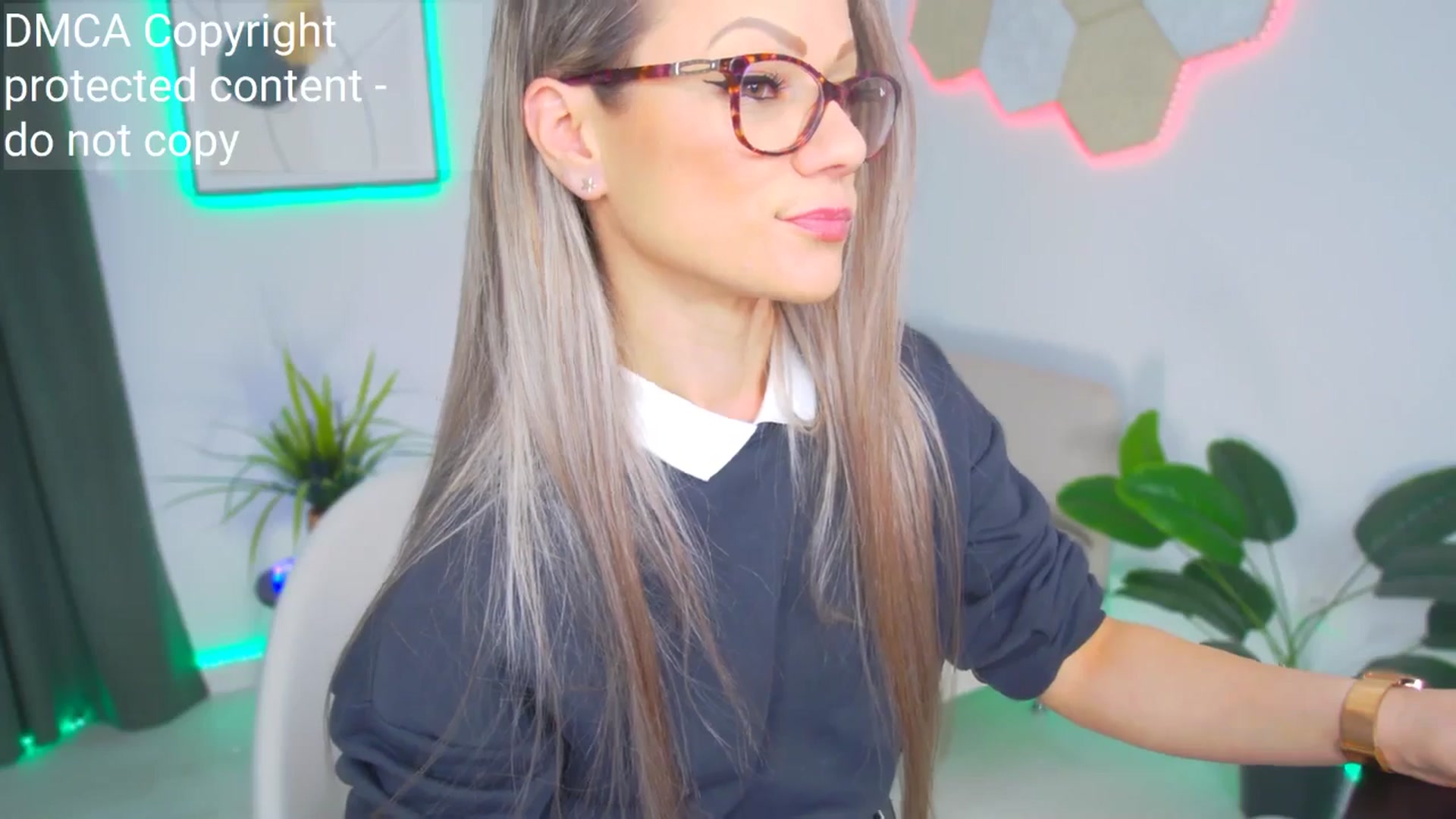 Gallery image thumbnail from Magic__Candy's myfreecams stream on, 02/10/2025, 03:04 image 5 of 20