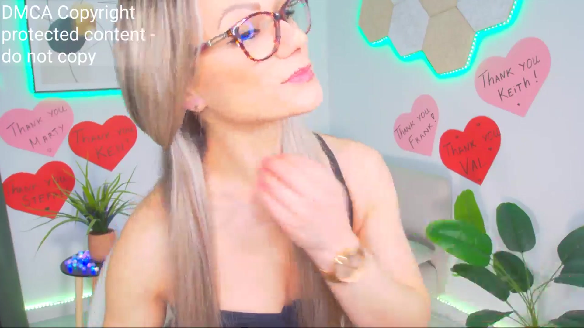 Gallery image thumbnail from Magic__Candy's myfreecams stream on, 04/12/2025, 17:25 image 7 of 20