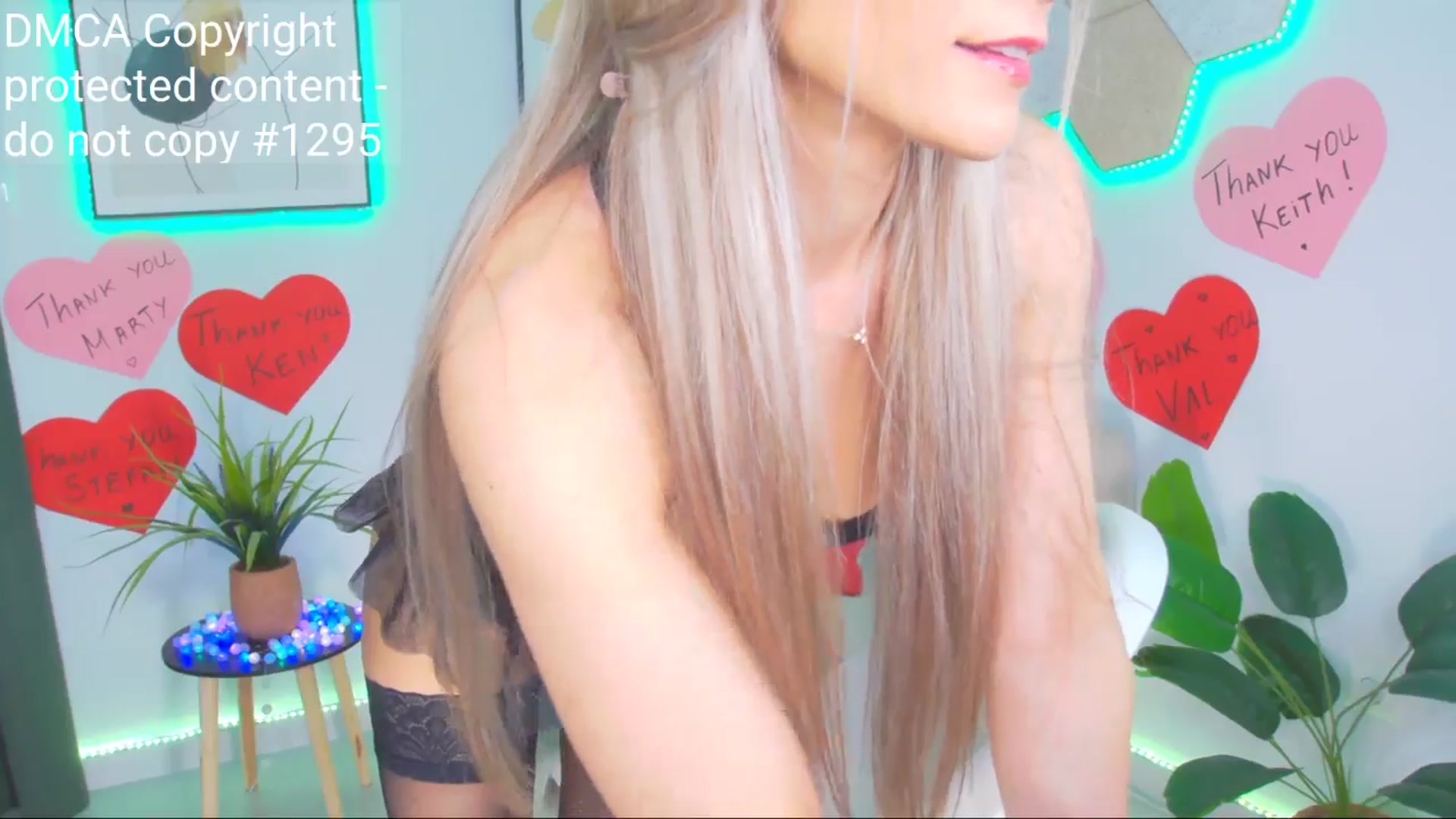 Gallery image thumbnail from Magic__Candy's myfreecams stream on, 04/13/2025, 03:18 image 18 of 20