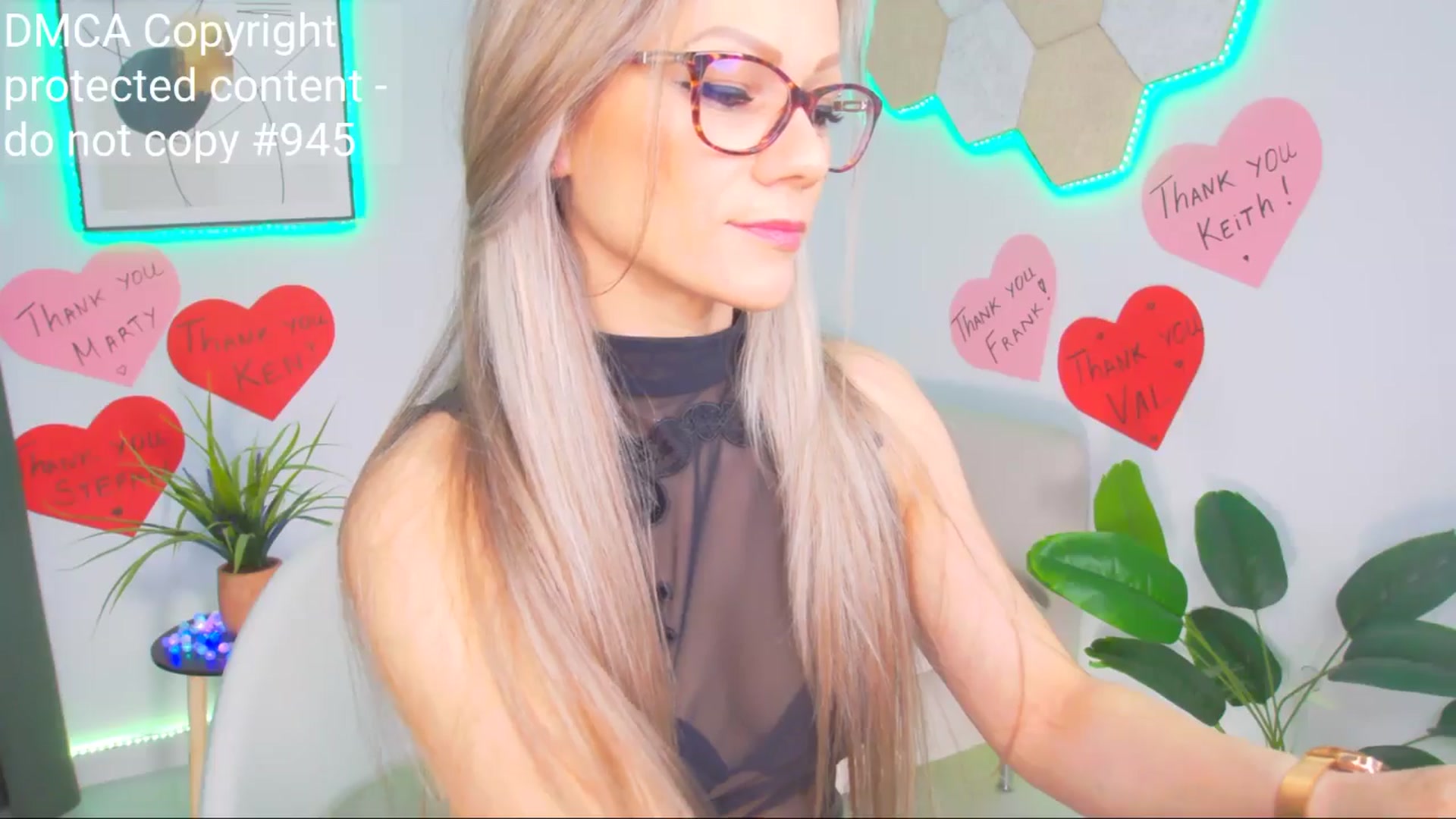 Gallery image thumbnail from Magic__Candy's myfreecams stream on, 04/15/2025, 16:52 image 8 of 20