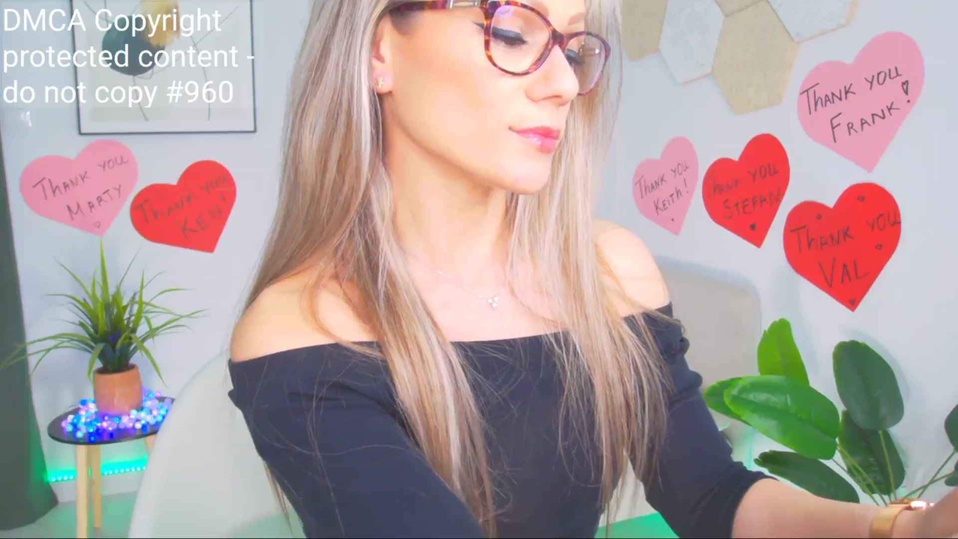Gallery image thumbnail from Magic__Candy's myfreecams stream on, 04/26/2025, 09:53 image 19 of 20
