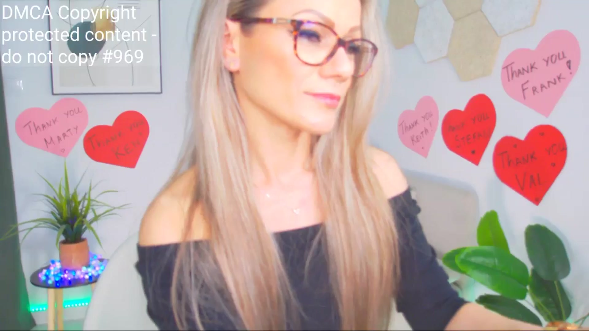 Gallery image thumbnail from Magic__Candy's myfreecams stream on, 04/26/2025, 09:53 image 3 of 20