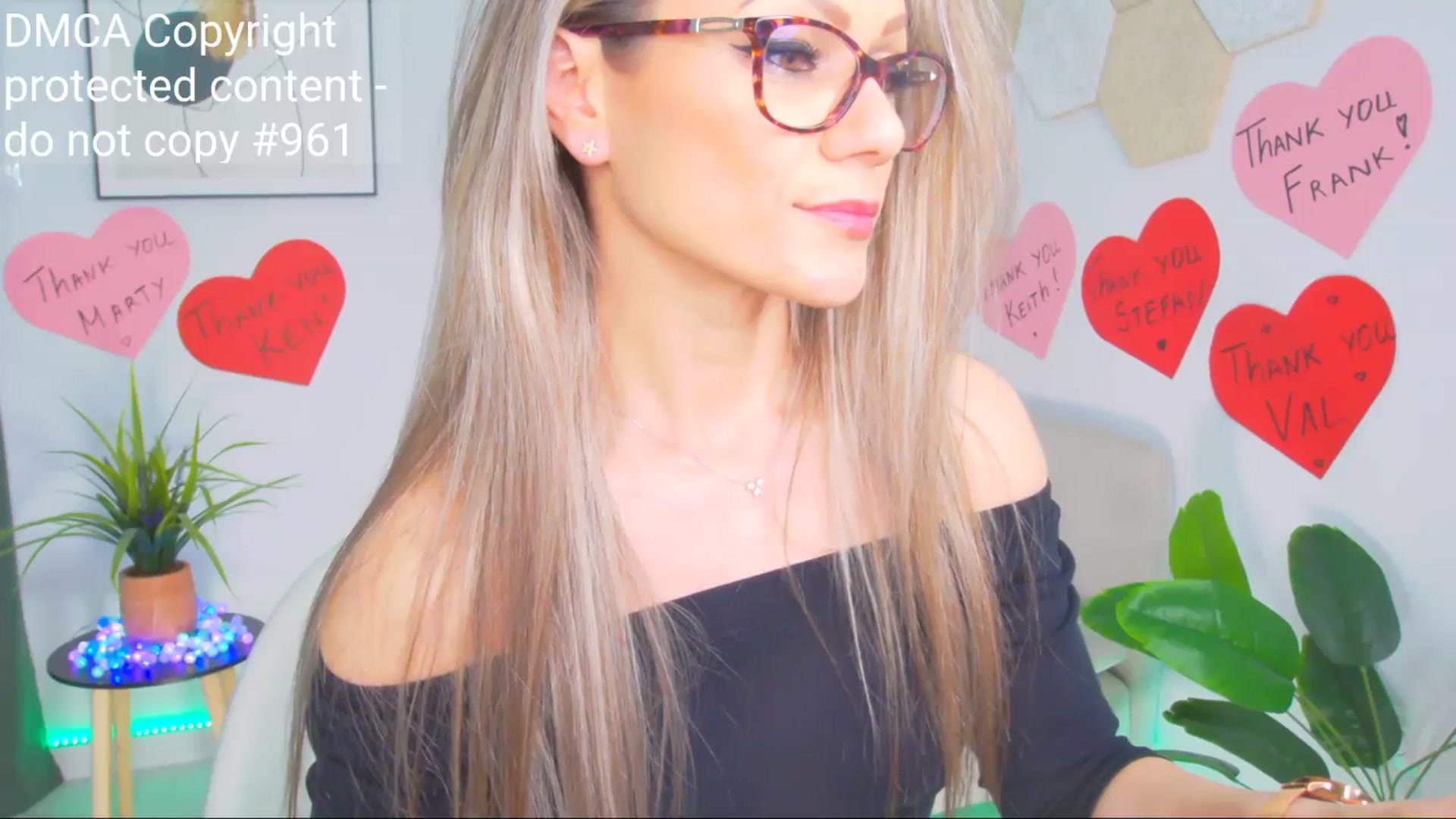 Gallery image thumbnail from Magic__Candy's myfreecams stream on, 04/26/2025, 10:13 image 6 of 20