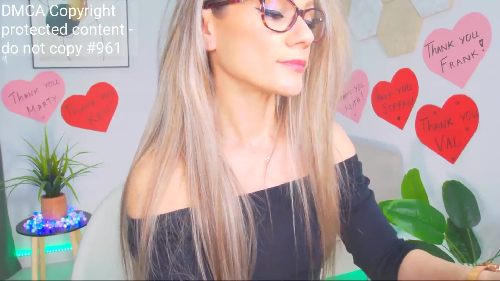 Gallery image thumbnail from Magic__Candy's myfreecams stream on, 04/26/2025, 10:13 image 11 of 20