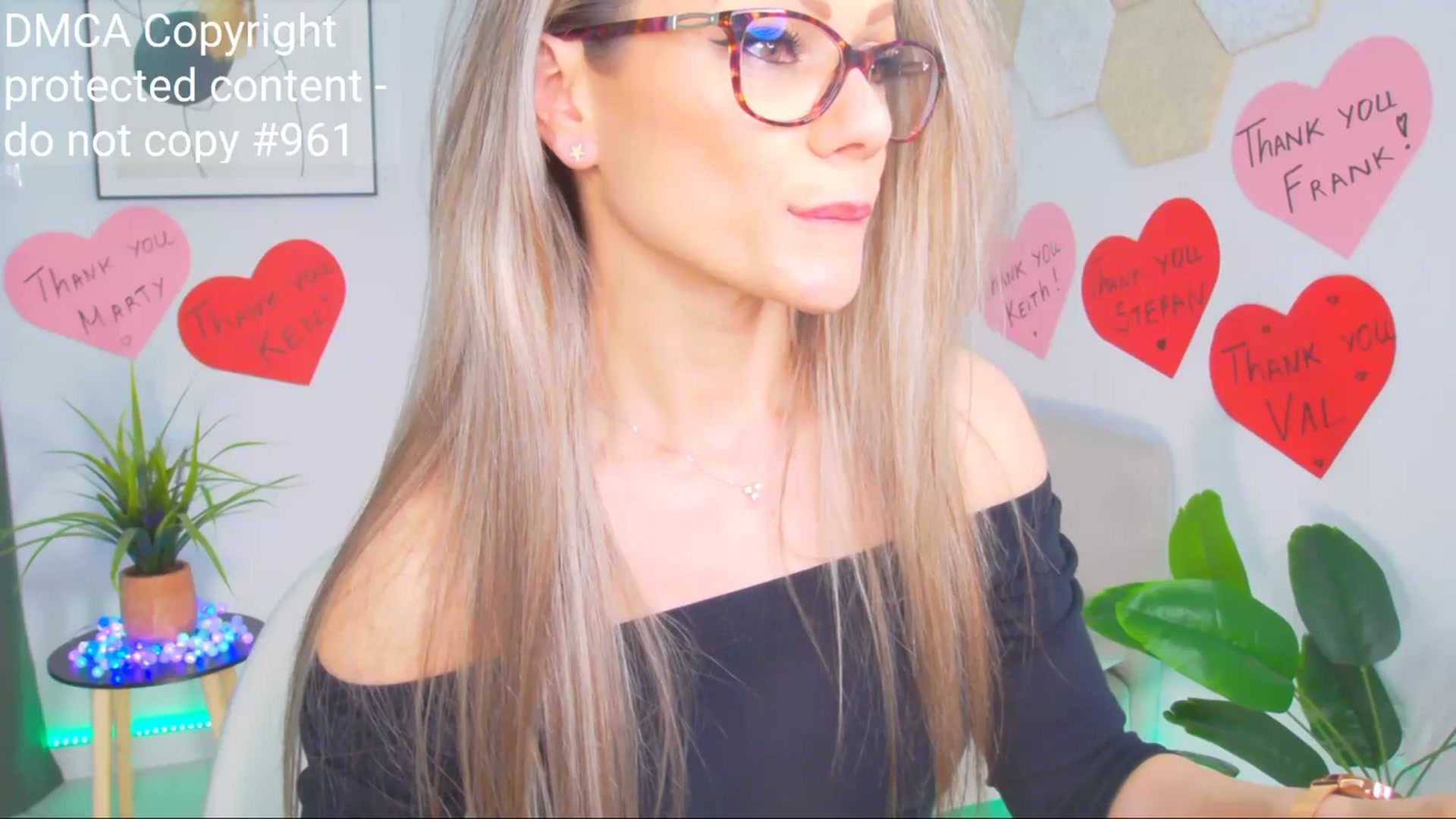 Gallery image thumbnail from Magic__Candy's myfreecams stream on, 04/26/2025, 10:13 image 7 of 20