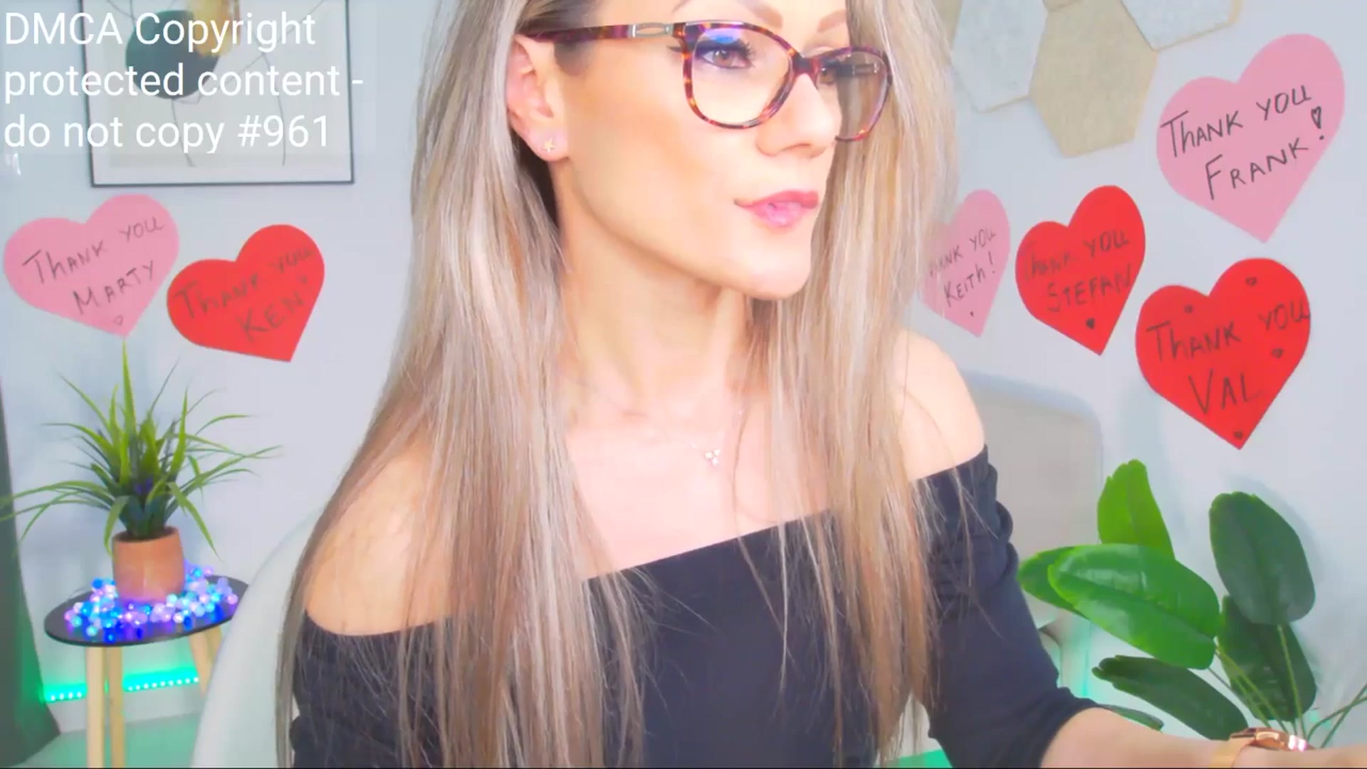 Gallery image thumbnail from Magic__Candy's myfreecams stream on, 04/26/2025, 10:13 image 8 of 20