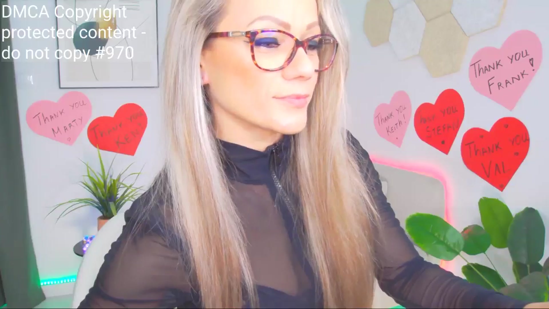 Gallery image thumbnail from Magic__Candy's myfreecams stream on, 04/26/2025, 22:19 image 11 of 20