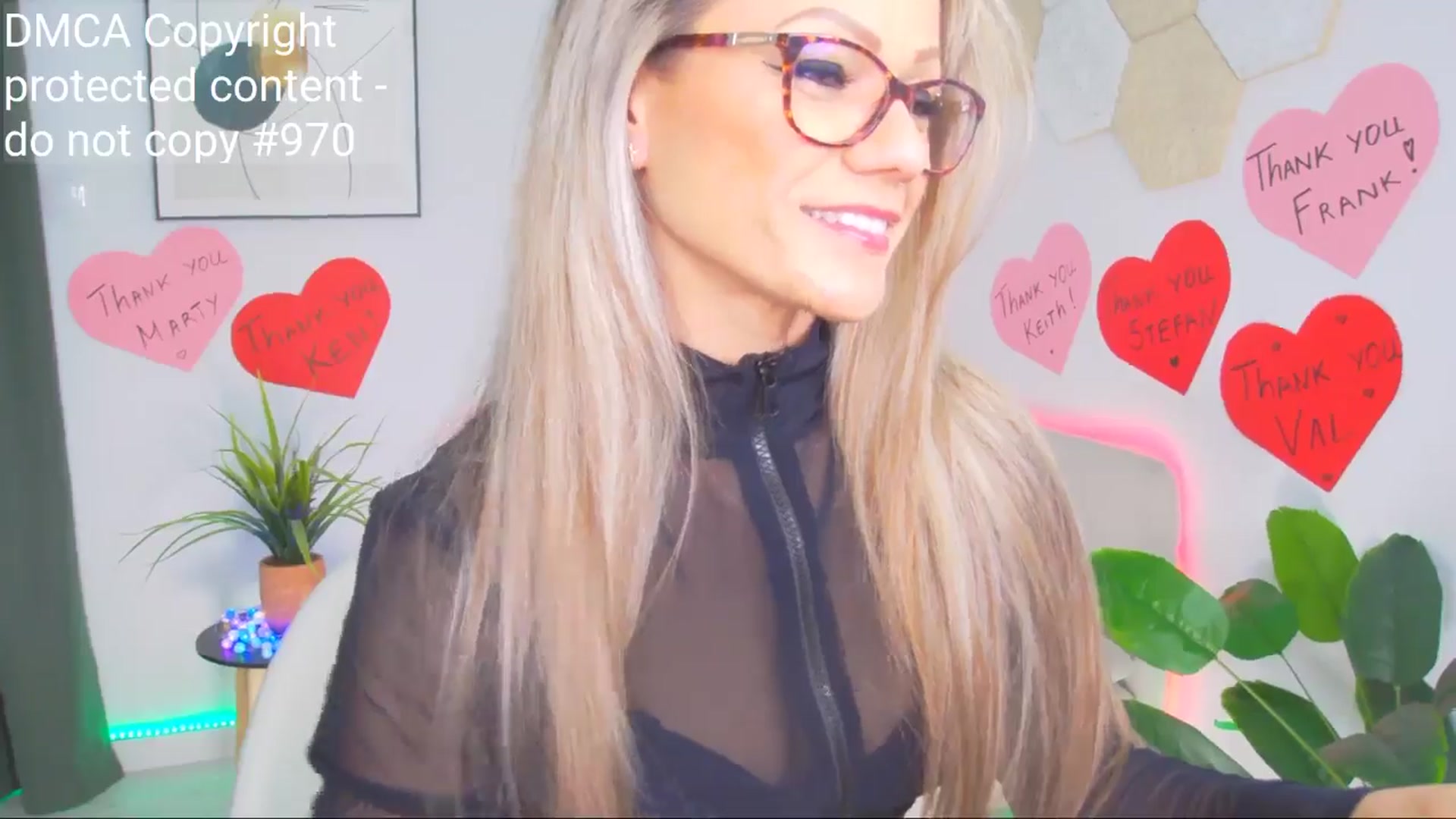 Gallery image thumbnail from Magic__Candy's myfreecams stream on, 04/26/2025, 23:19 image 3 of 20