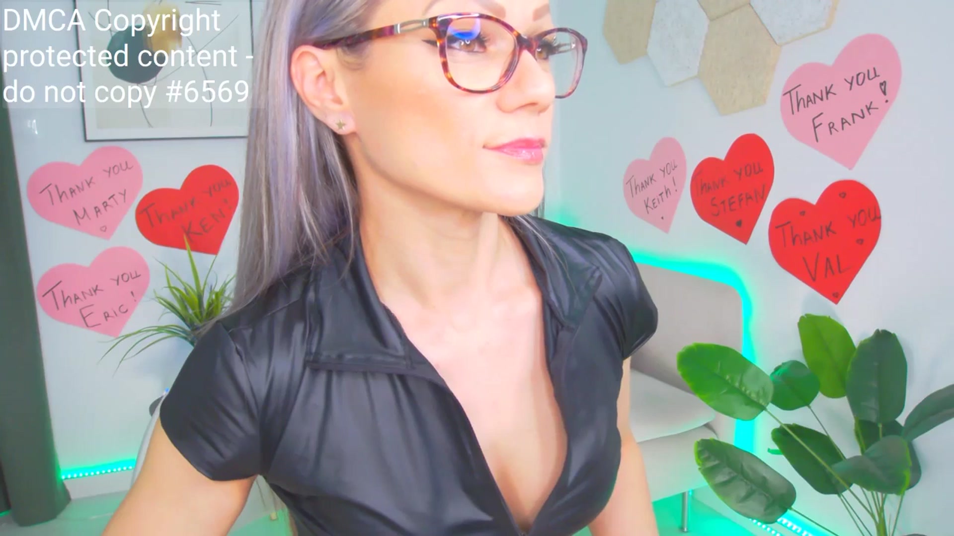 Gallery image thumbnail from Magic__Candy's myfreecams stream on, 05/14/2025, 03:06 image 11 of 20