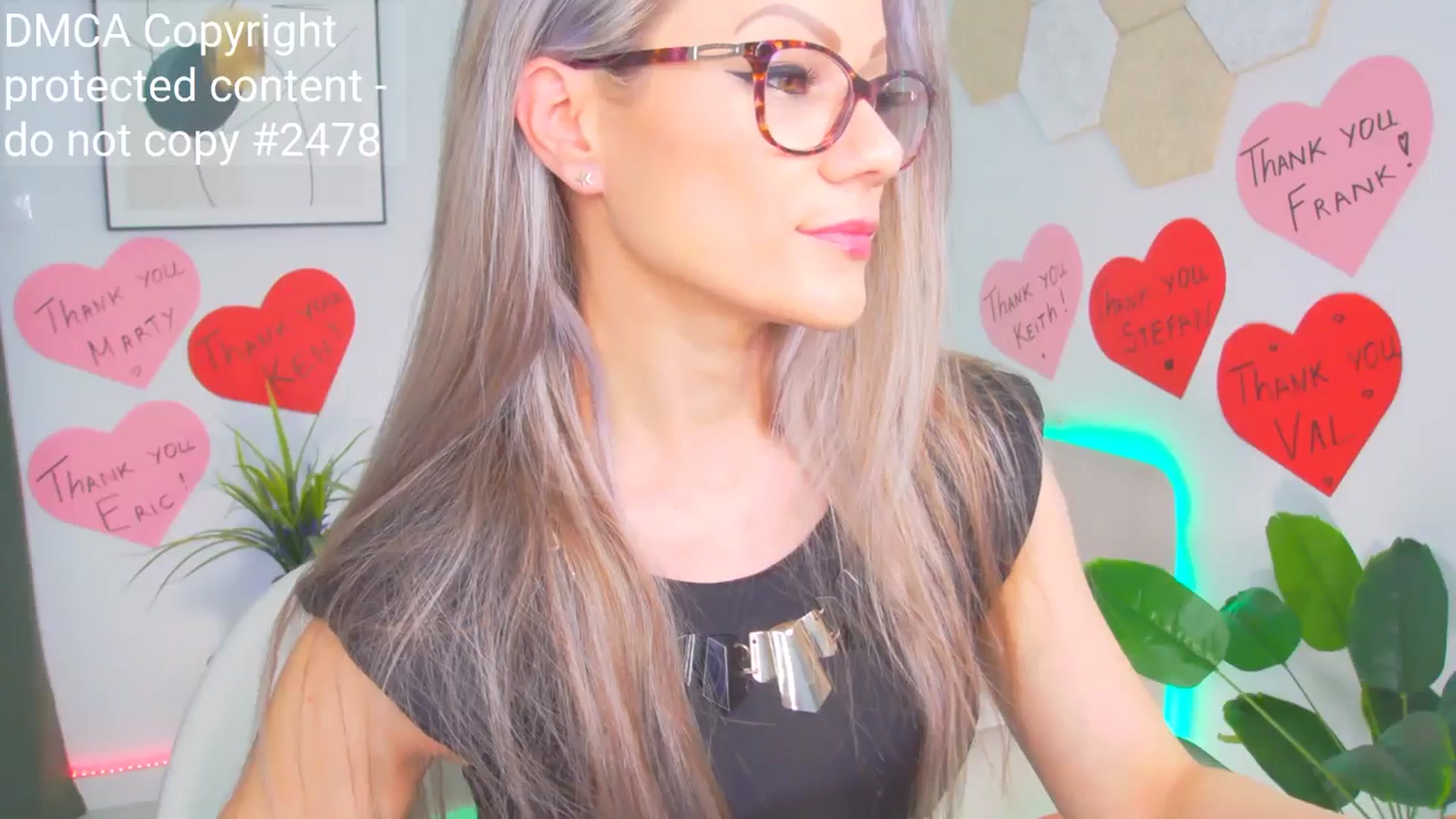 Gallery image thumbnail from Magic__Candy's myfreecams stream on, 05/18/2025, 02:56 image 5 of 20