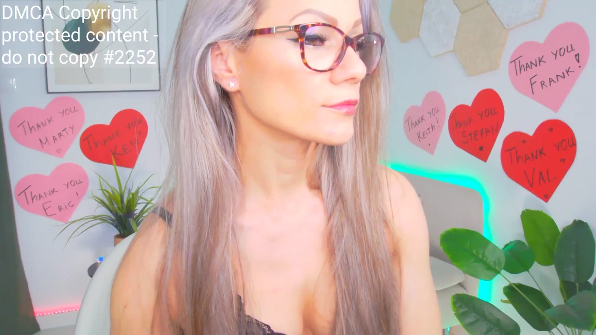 Gallery image thumbnail from Magic__Candy's myfreecams stream on, 05/19/2025, 02:22 image 4 of 20