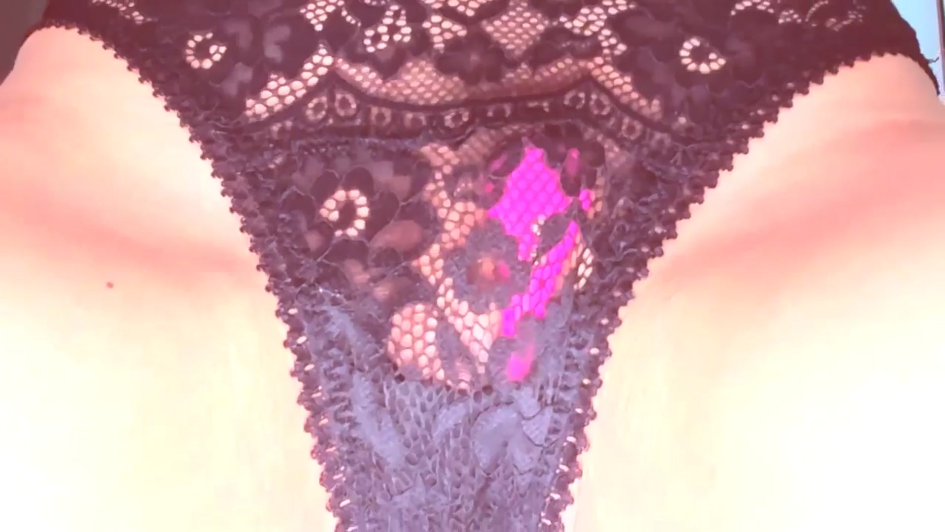 Gallery image thumbnail from Magic__Candy's myfreecams stream on, 06/14/2025, 12:43 image 3 of 20