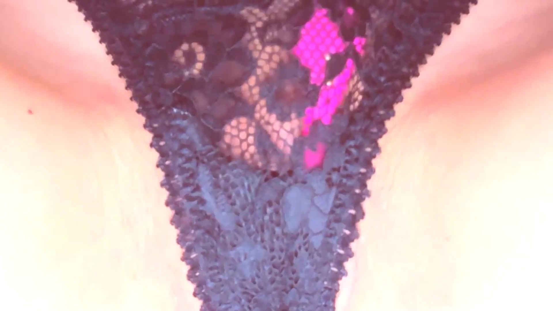 Gallery image thumbnail from Magic__Candy's myfreecams stream on, 06/14/2025, 12:43 image 4 of 20