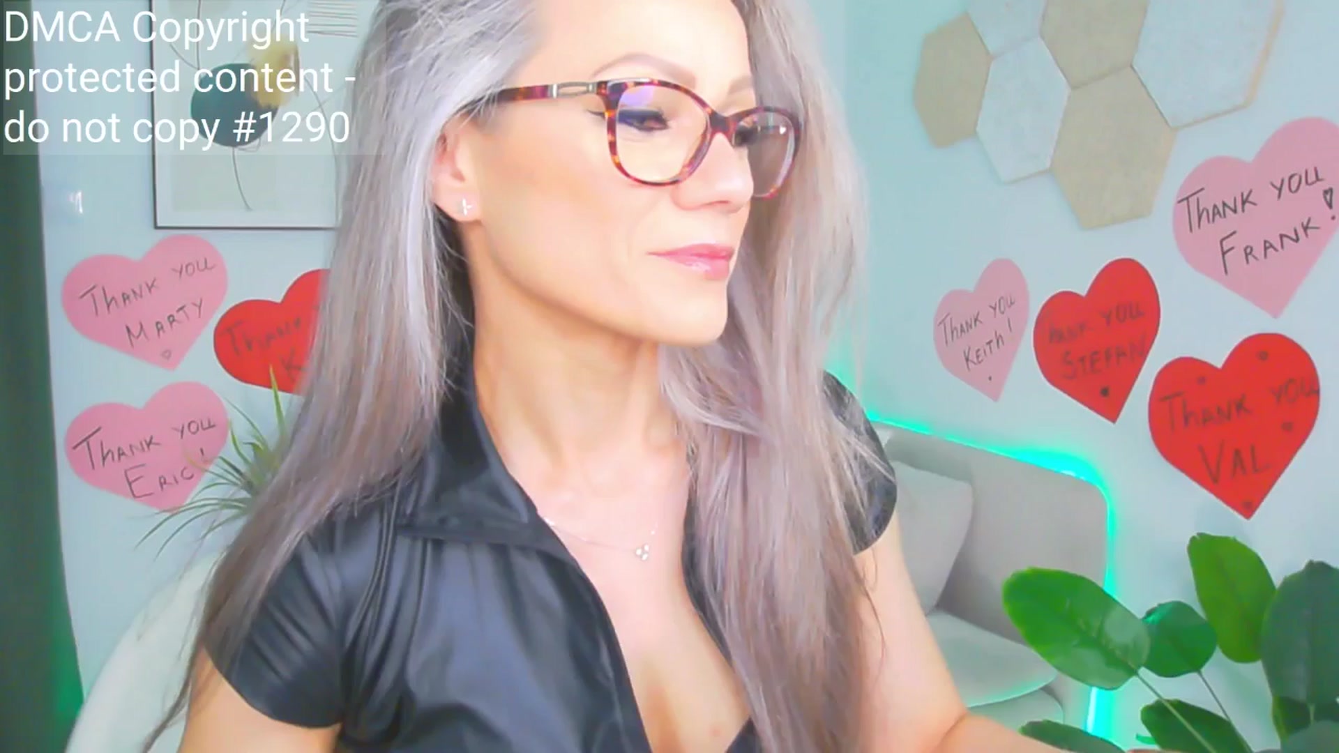 Gallery image thumbnail from Magic__Candy's myfreecams stream on, 06/22/2025, 17:19 image 6 of 20