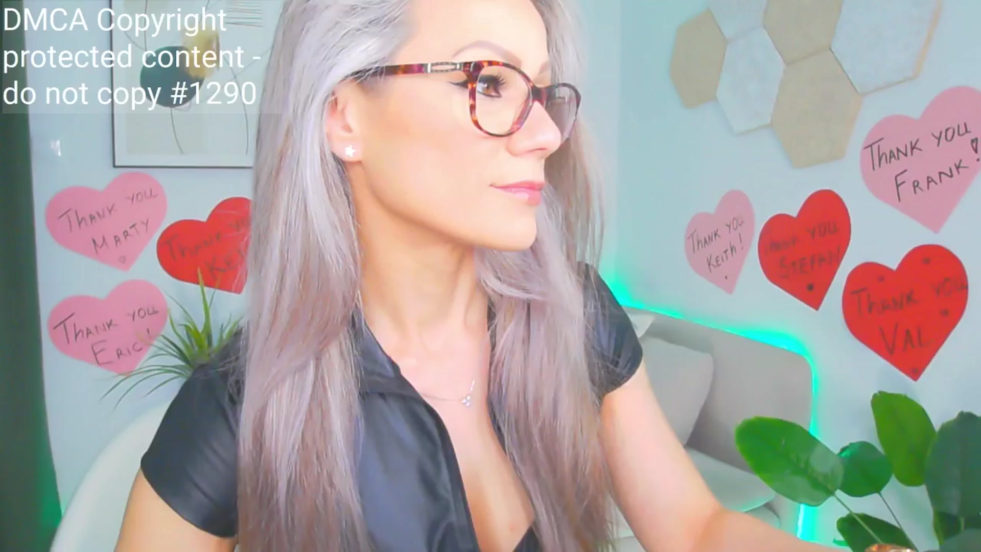 Gallery image thumbnail from Magic__Candy's myfreecams stream on, 06/22/2025, 17:19 image 1 of 20