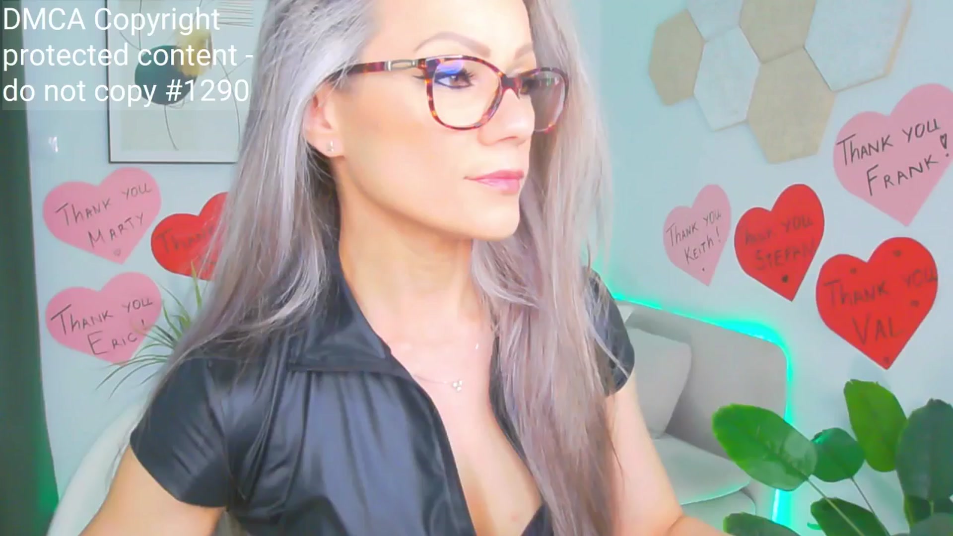 Gallery image thumbnail from Magic__Candy's myfreecams stream on, 06/22/2025, 17:19 image 12 of 20