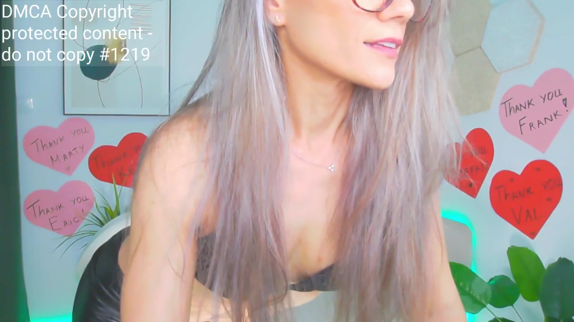 Gallery image thumbnail from Magic__Candy's myfreecams stream on, 06/22/2025, 19:04 image 11 of 20