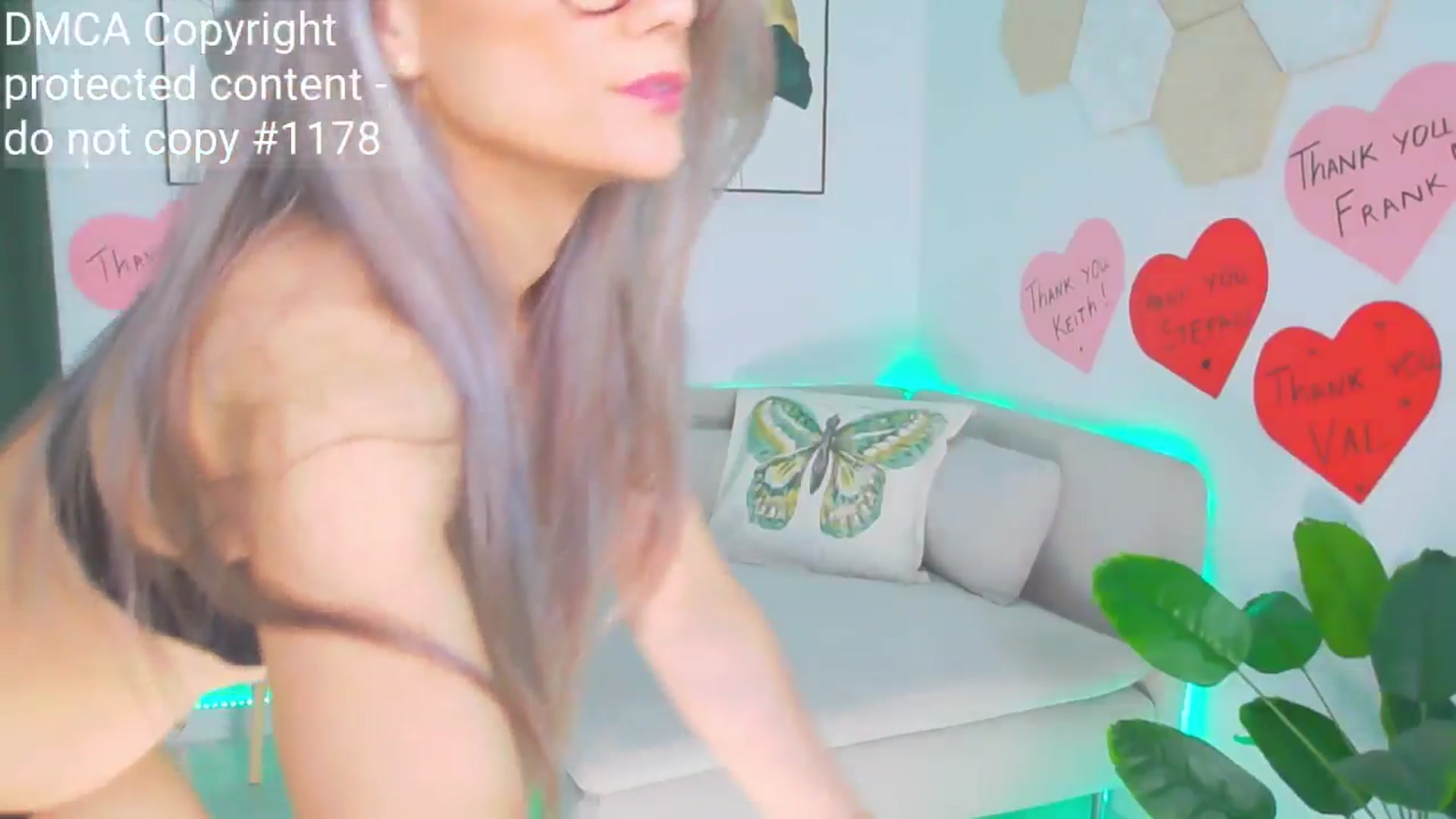 Gallery image thumbnail from Magic__Candy's myfreecams stream on, 06/22/2025, 19:04 image 16 of 20