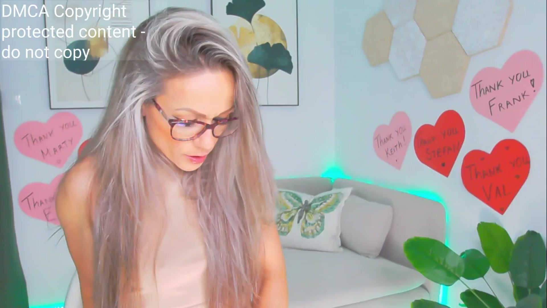 Gallery image thumbnail from Magic__Candy's myfreecams stream on, 07/06/2025, 16:47 image 12 of 20